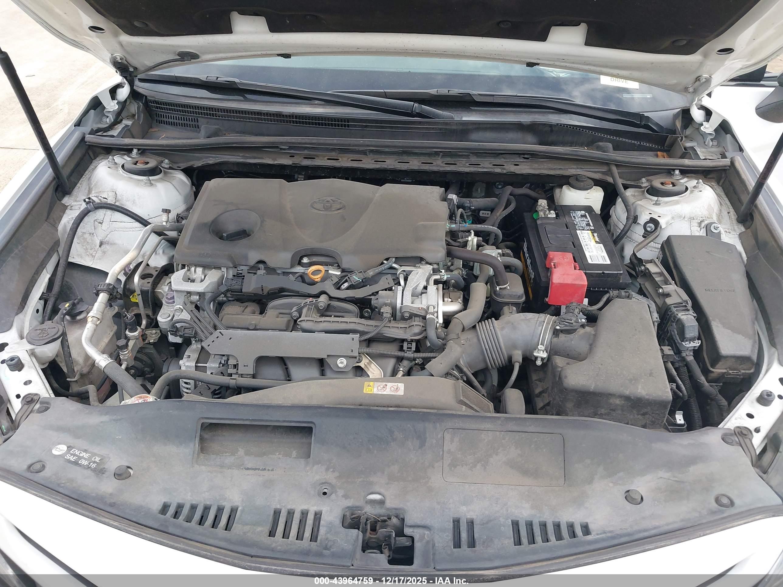TOYOTA CAMRY image 10