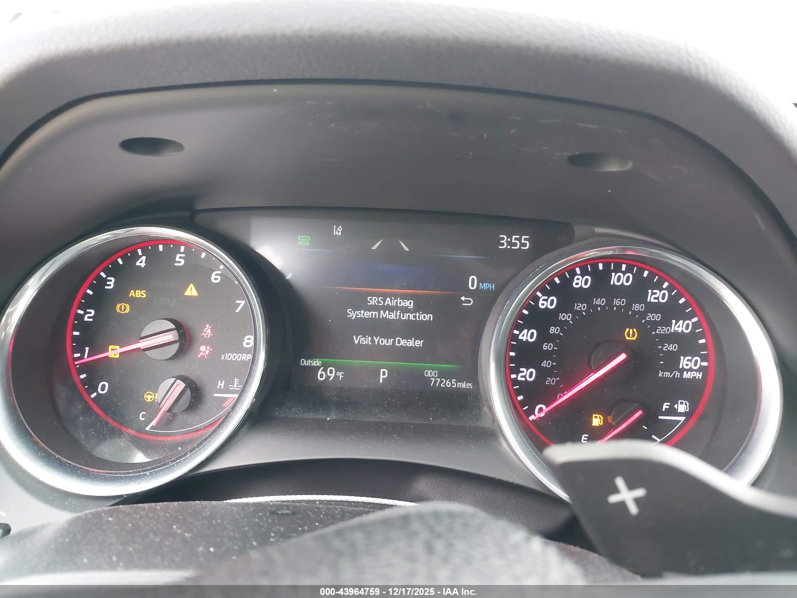 TOYOTA CAMRY image 7