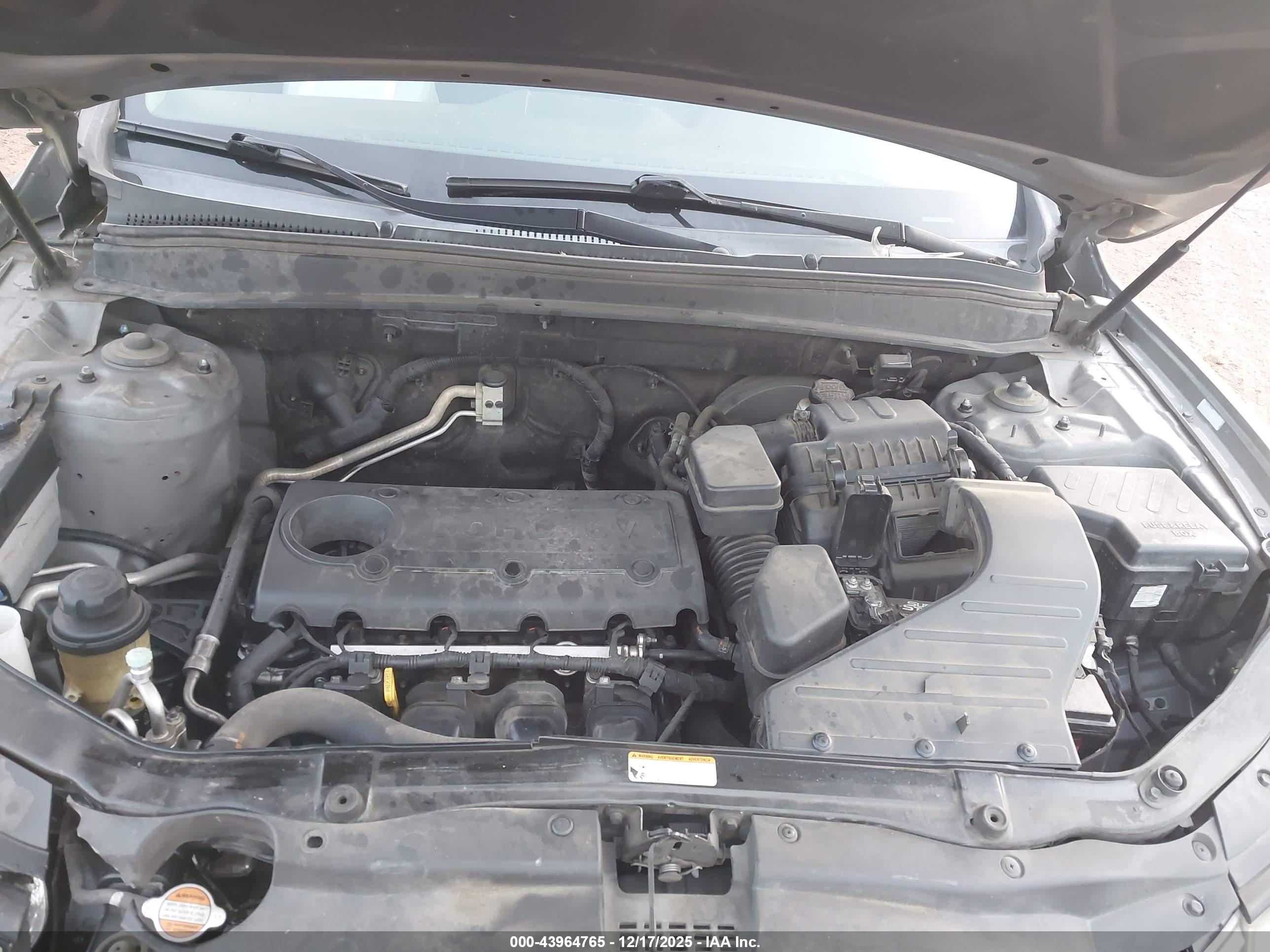 HYUNDAI SANTA image 10