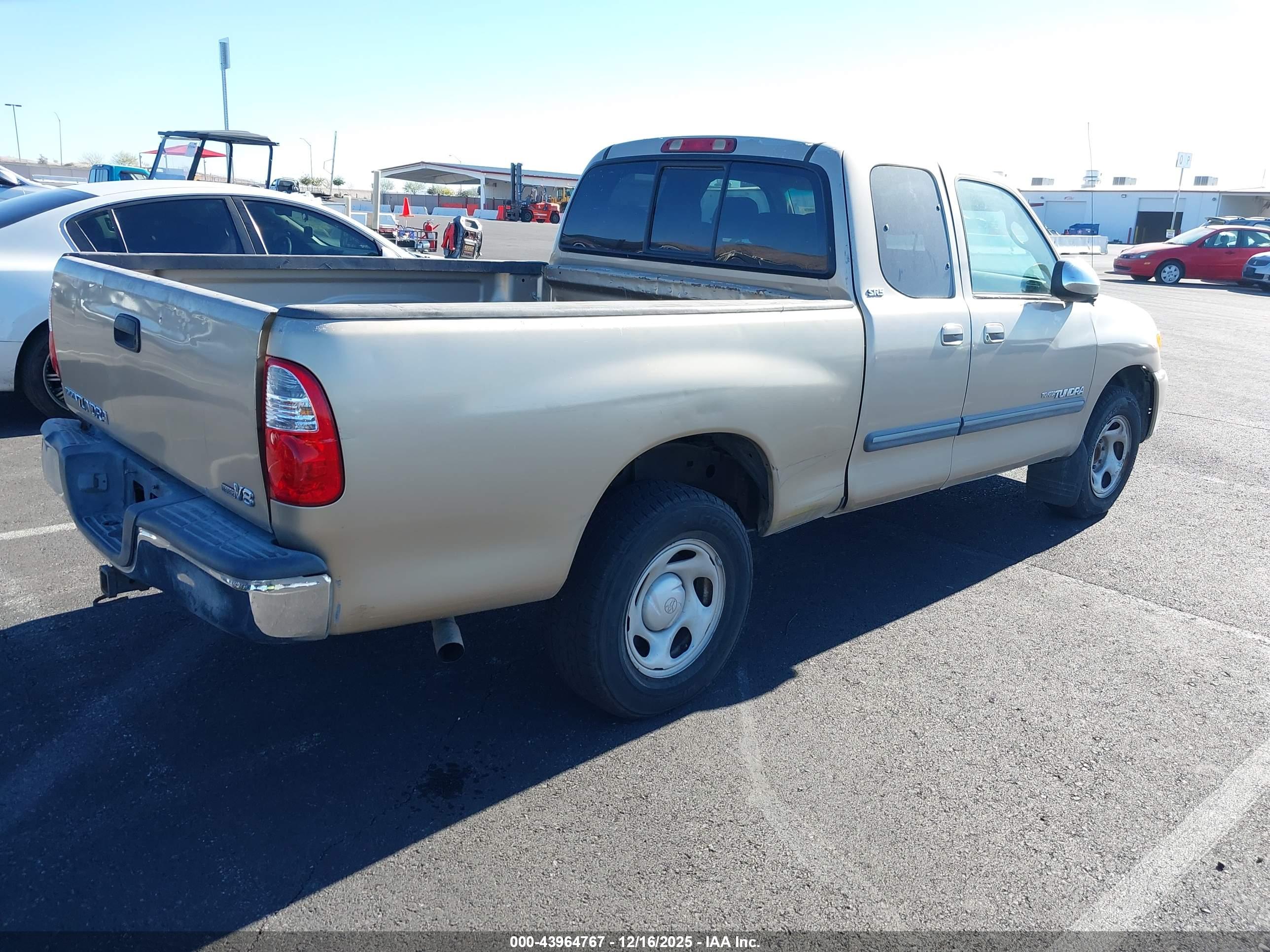TOYOTA TUNDRA image 4