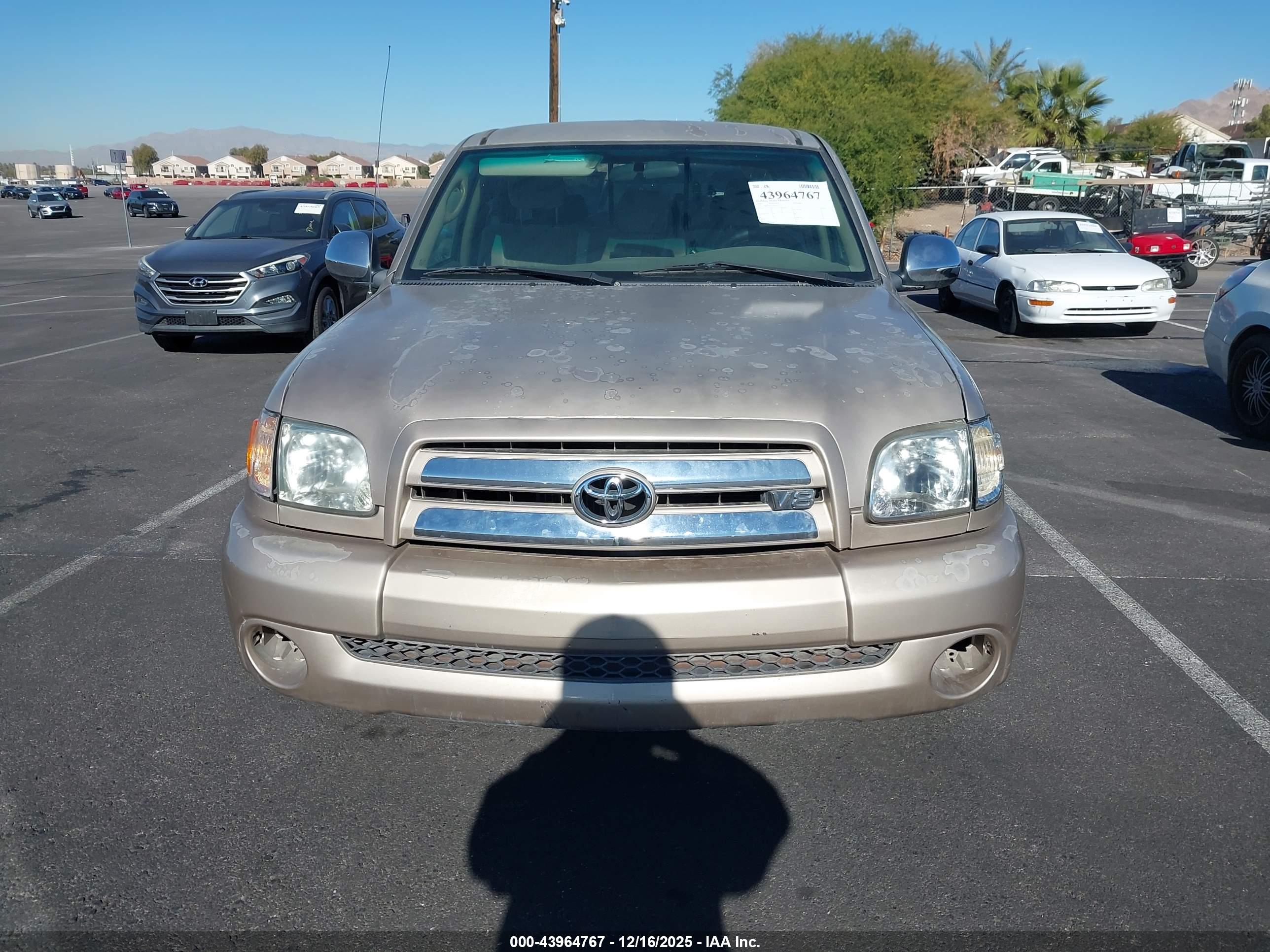 TOYOTA TUNDRA image 6