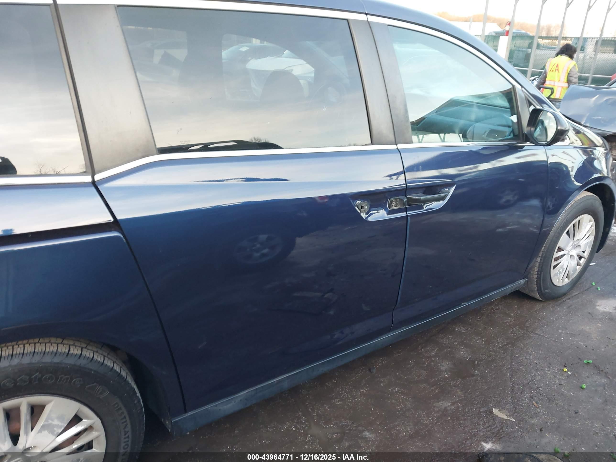 HONDA ODYSSEY image 6