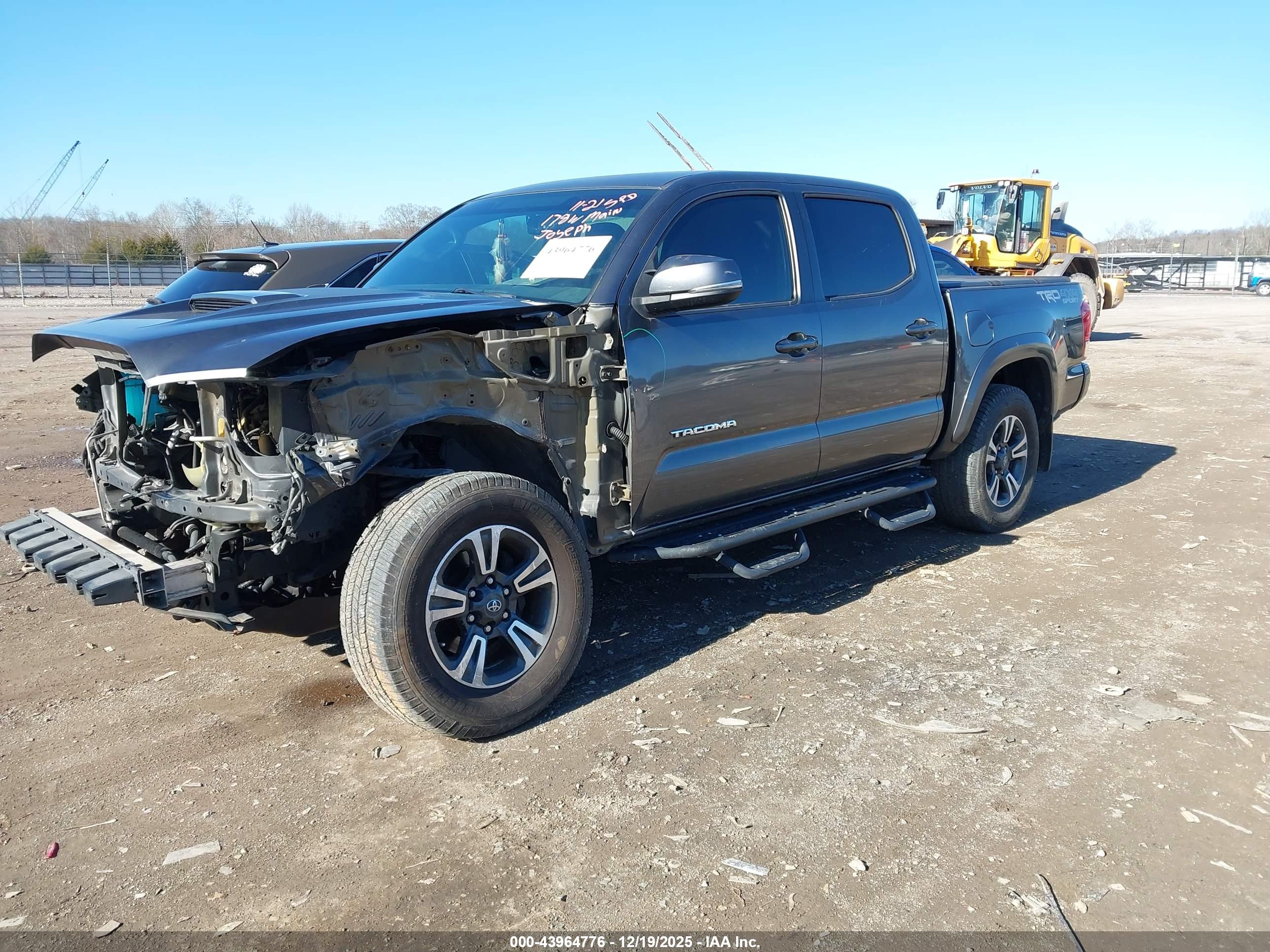 TOYOTA TACOMA image 2