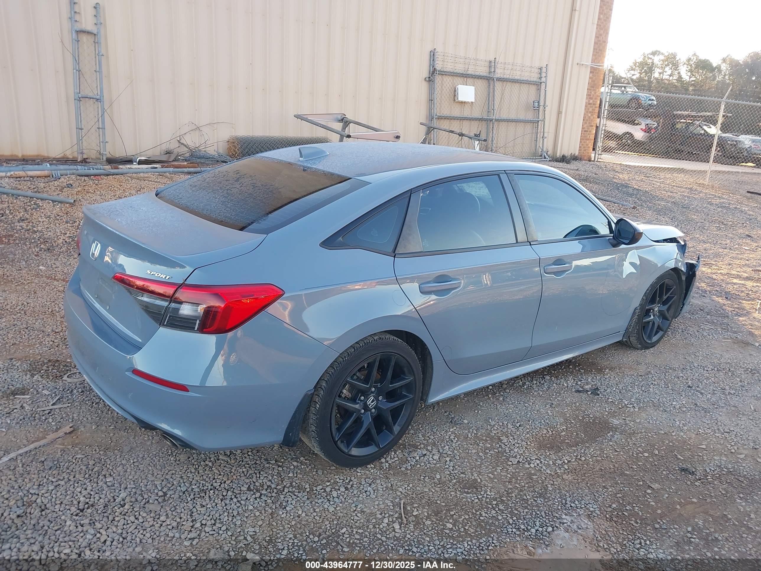 HONDA CIVIC image 4
