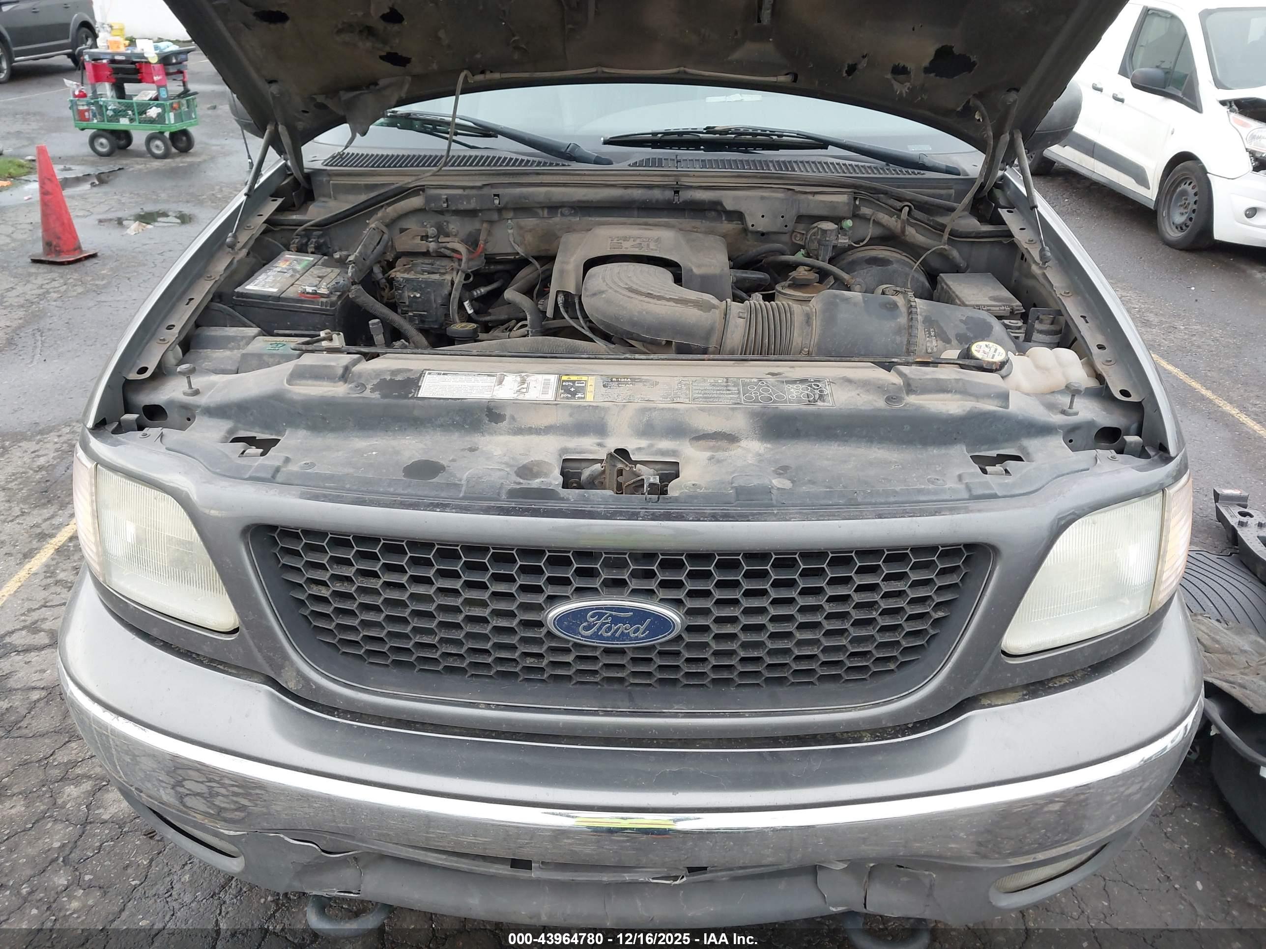 FORD F-150 image 10
