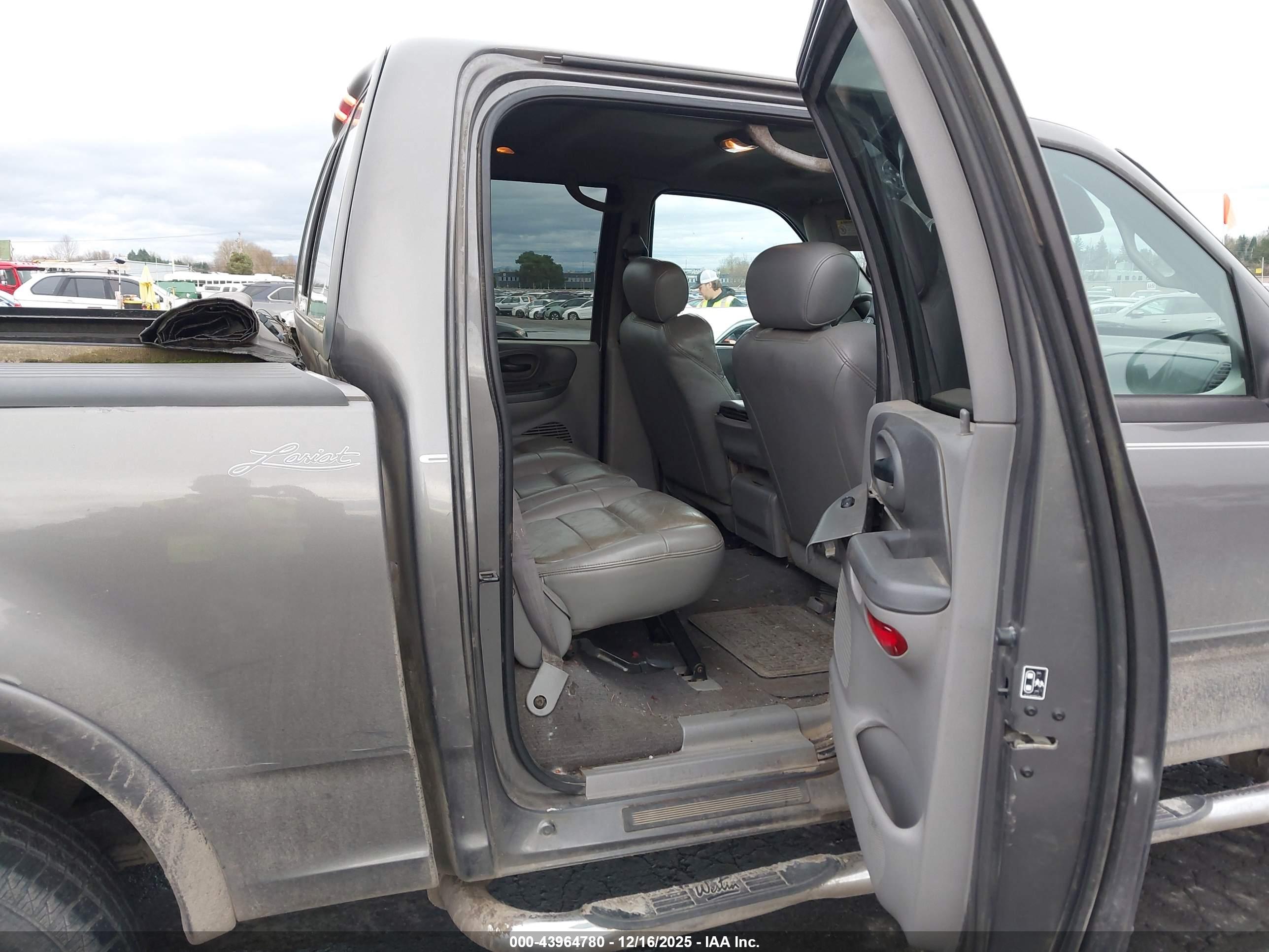FORD F-150 image 8