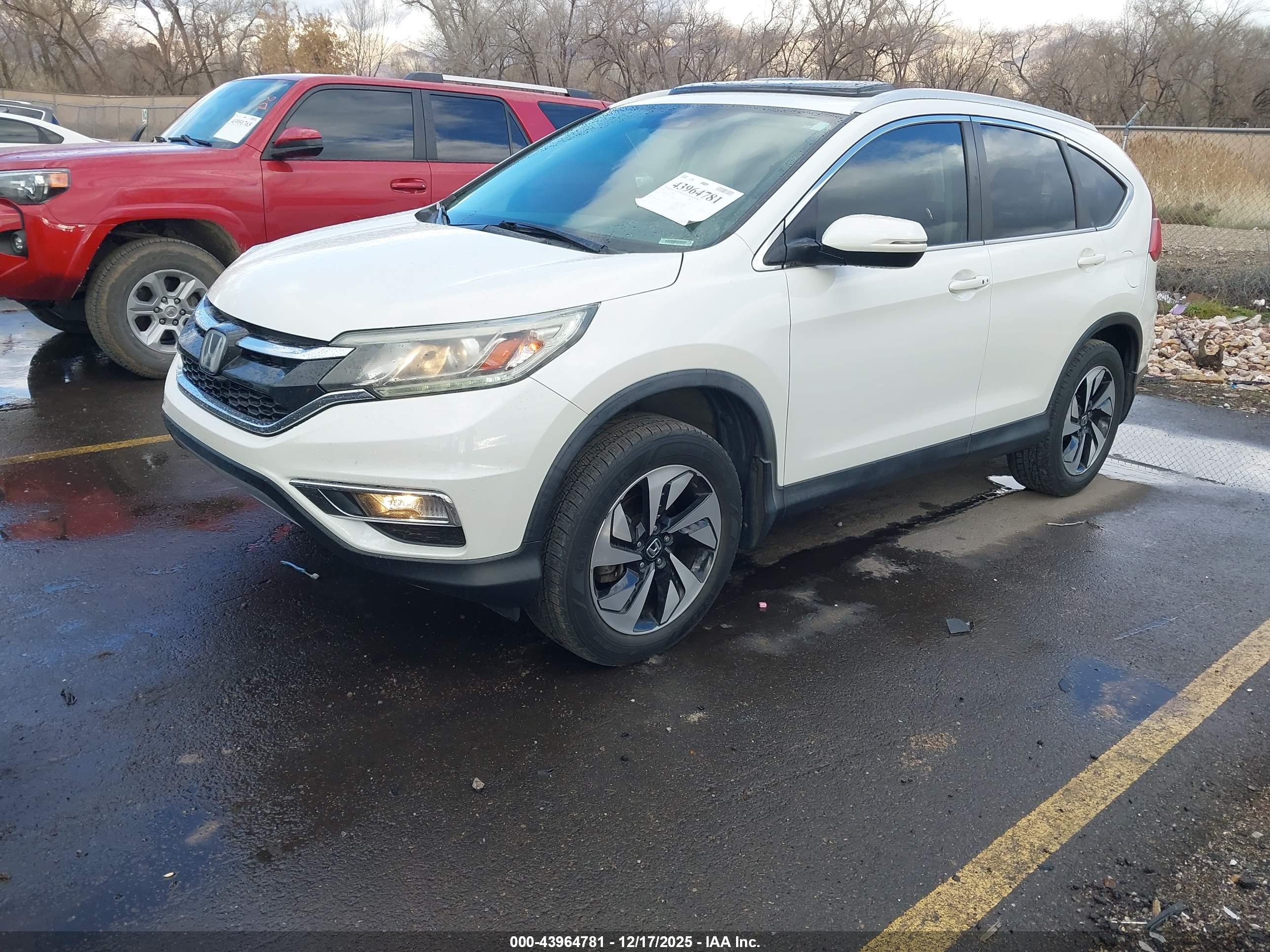HONDA CR-V image 2