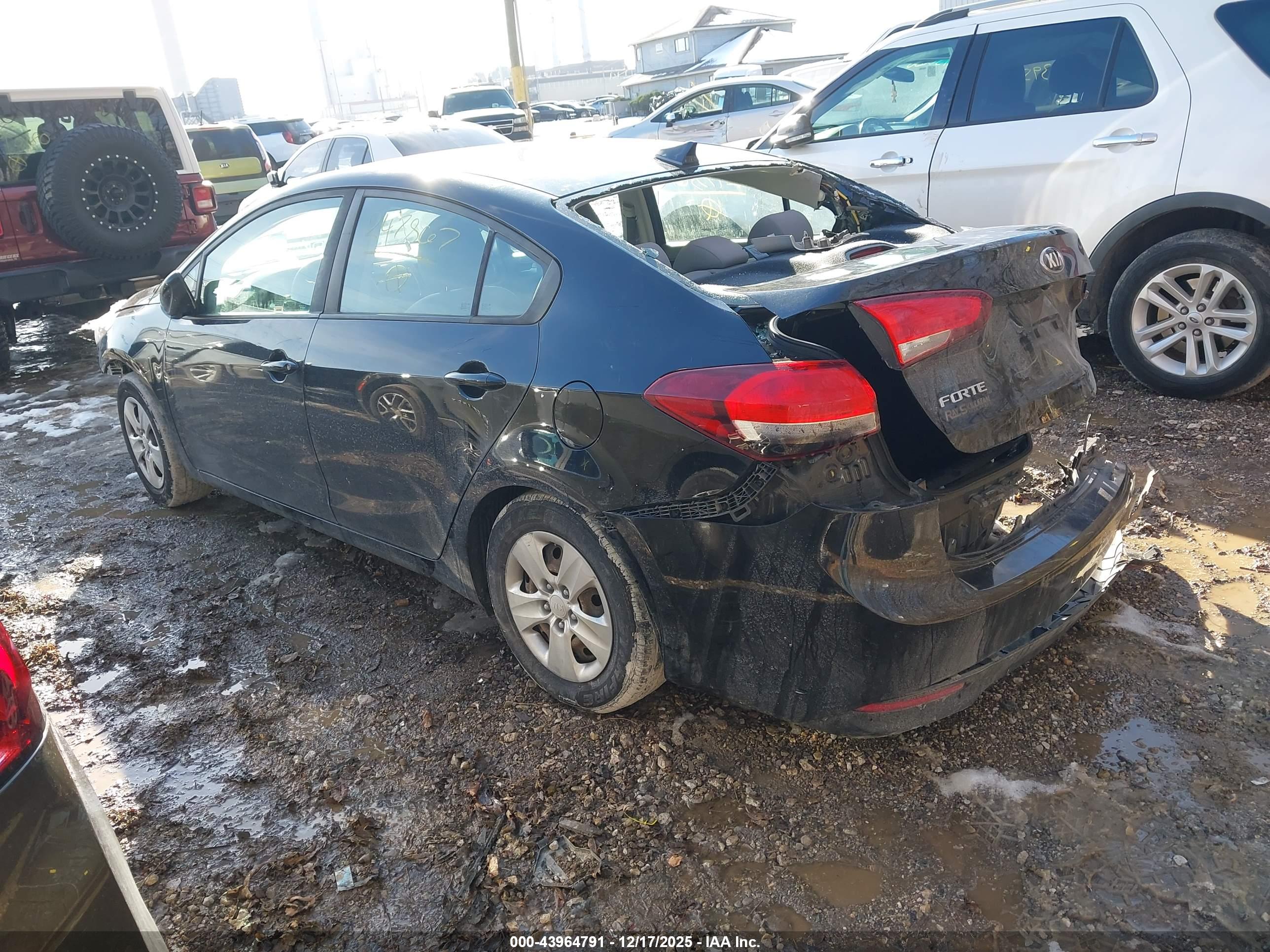 KIA FORTE image 3