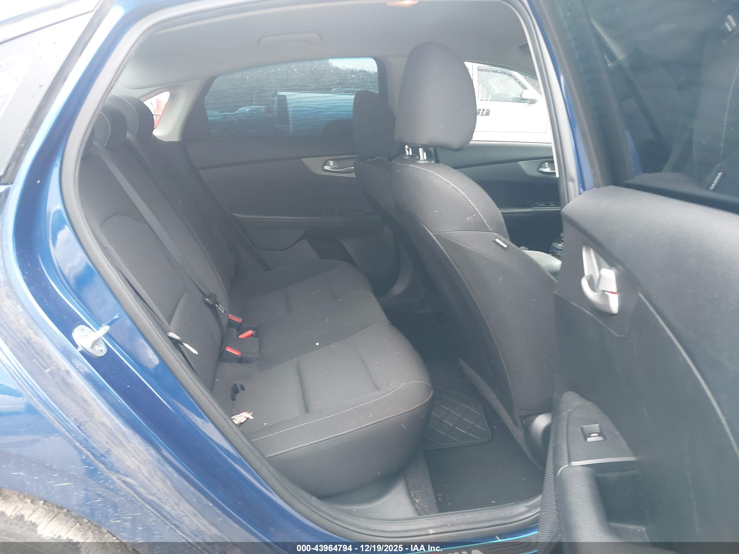 KIA FORTE image 8