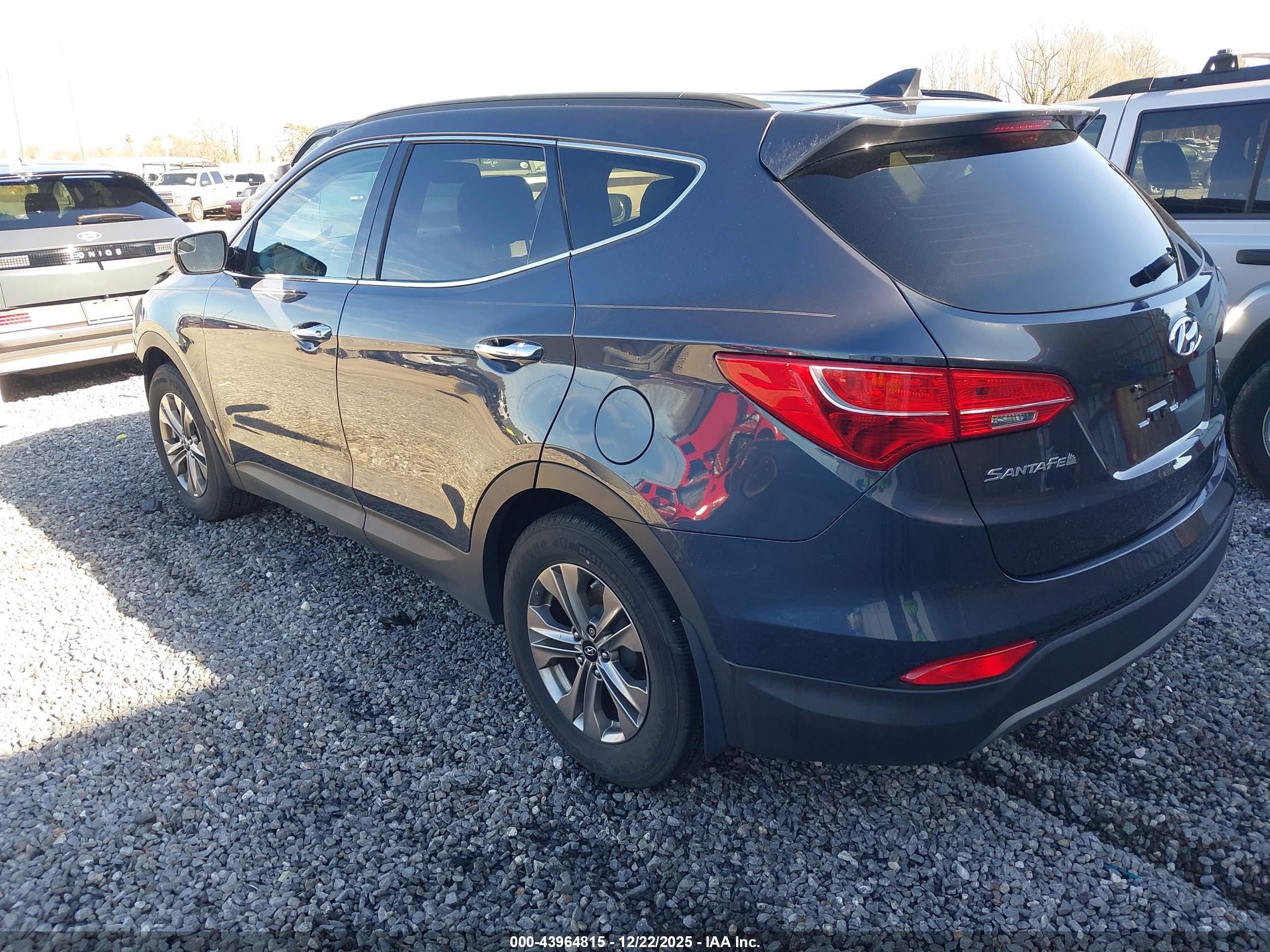 HYUNDAI SANTA image 3