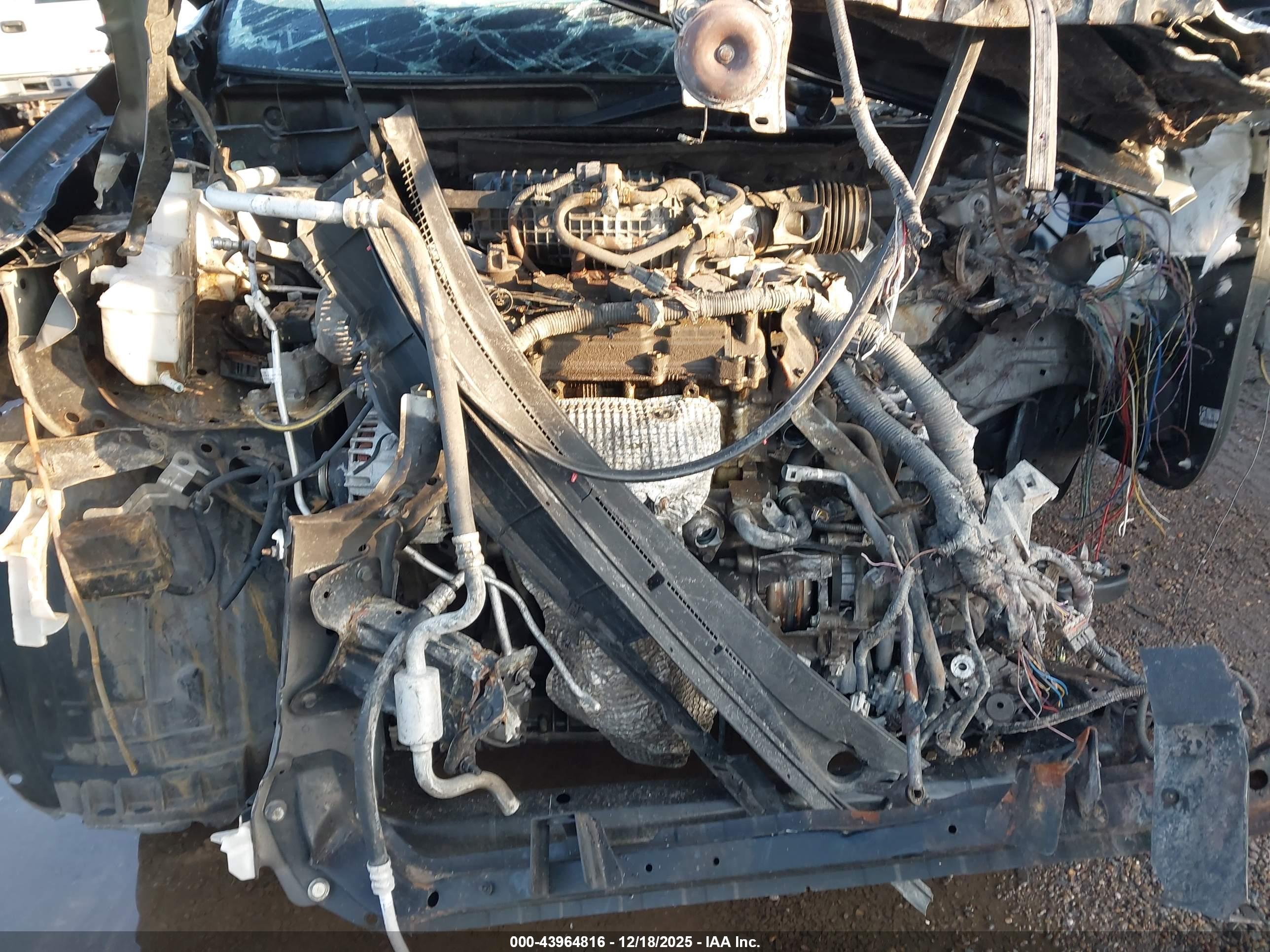 NISSAN ROGUE image 10
