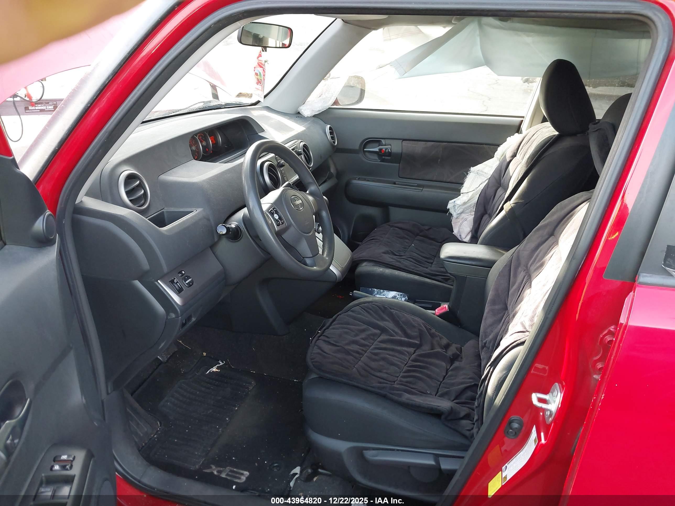 SCION XB image 5