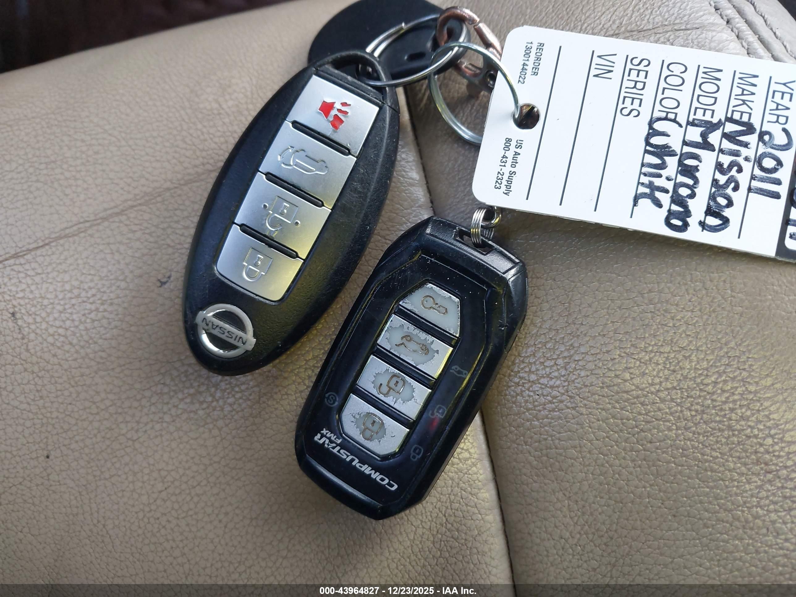 NISSAN MURANO image 11