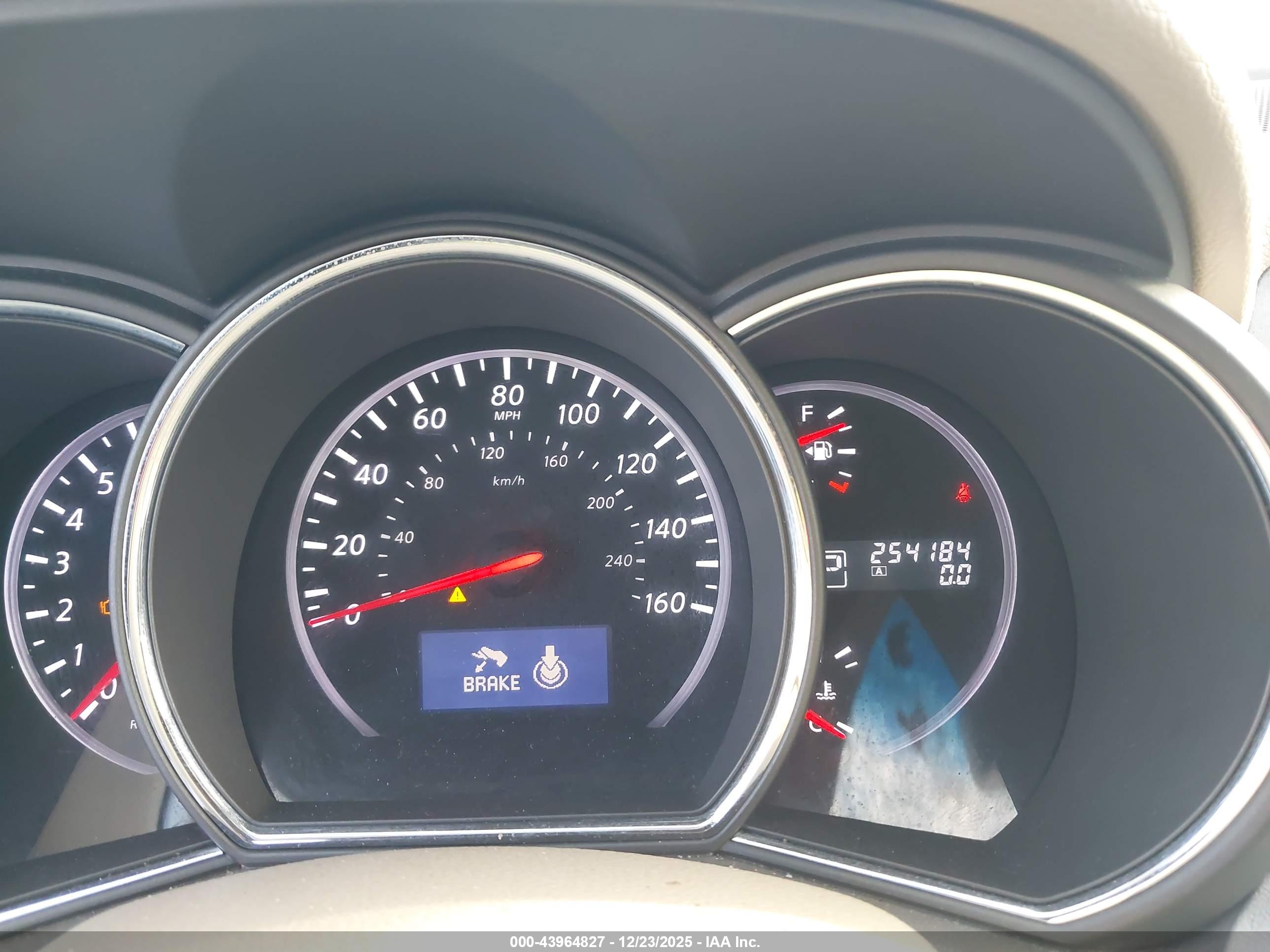 NISSAN MURANO image 7