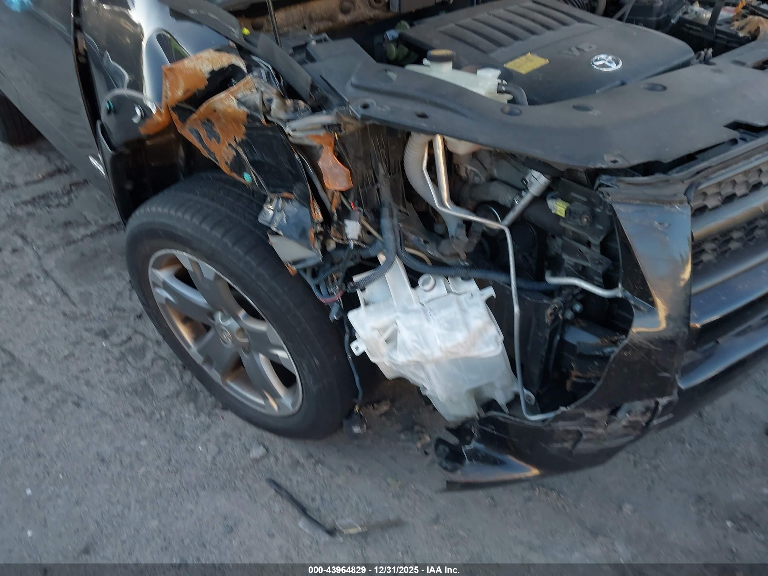 TOYOTA RAV4 image 6