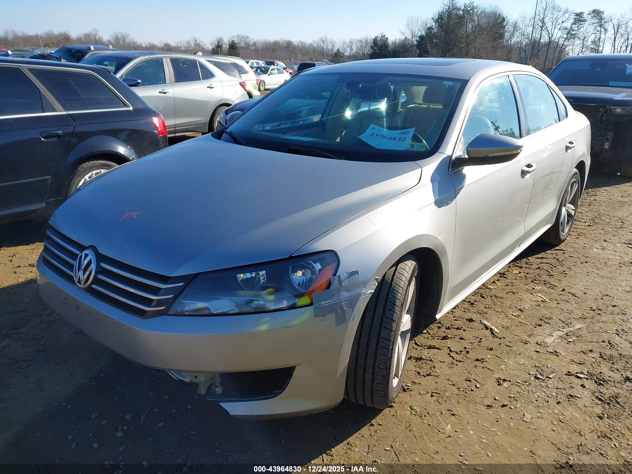 VOLKSWAGEN PASSAT image 2