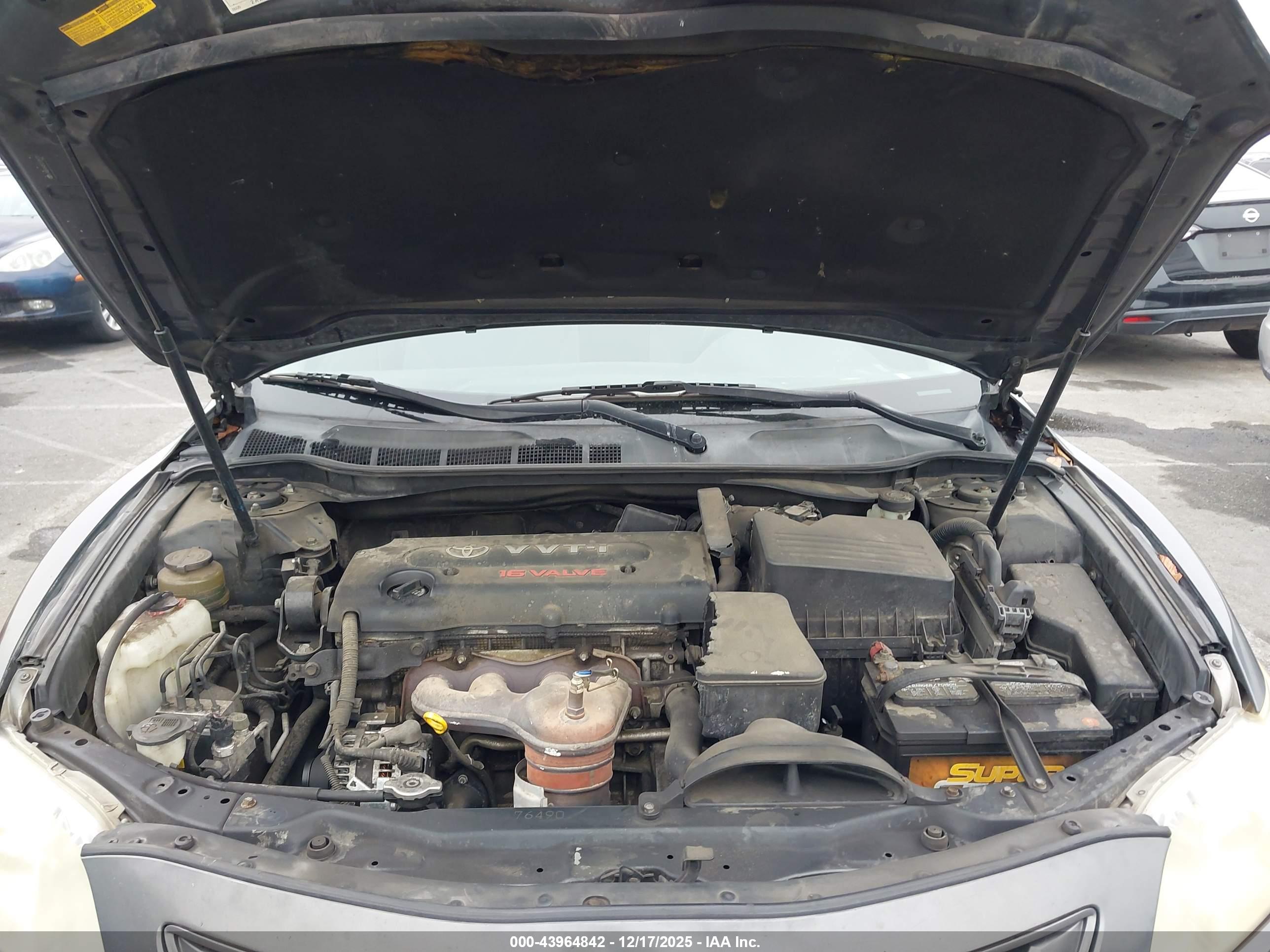 TOYOTA CAMRY image 10