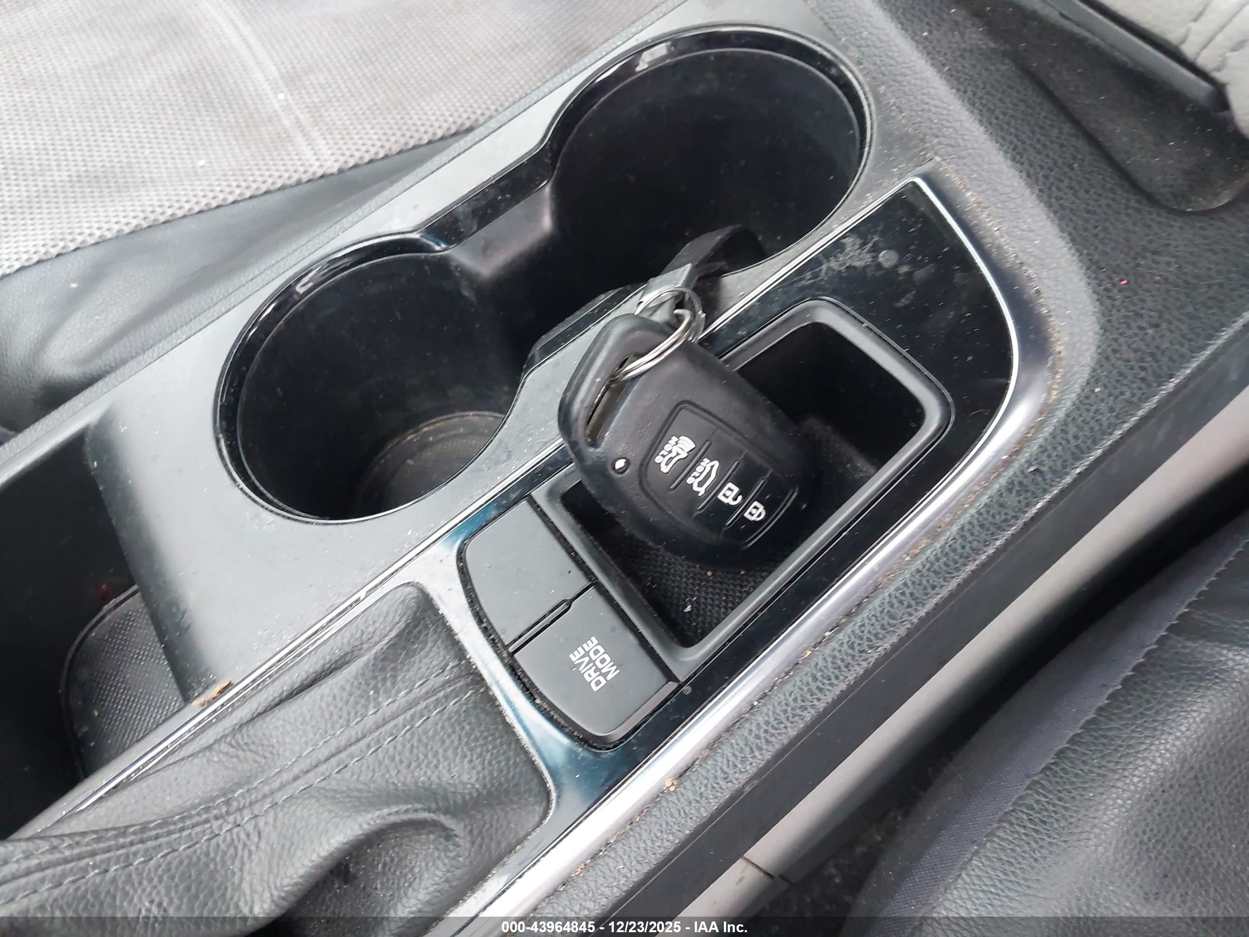 HYUNDAI SONATA image 11
