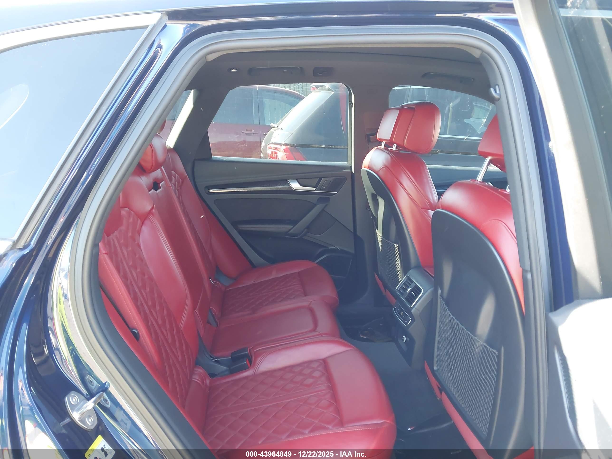 AUDI SQ5 image 8