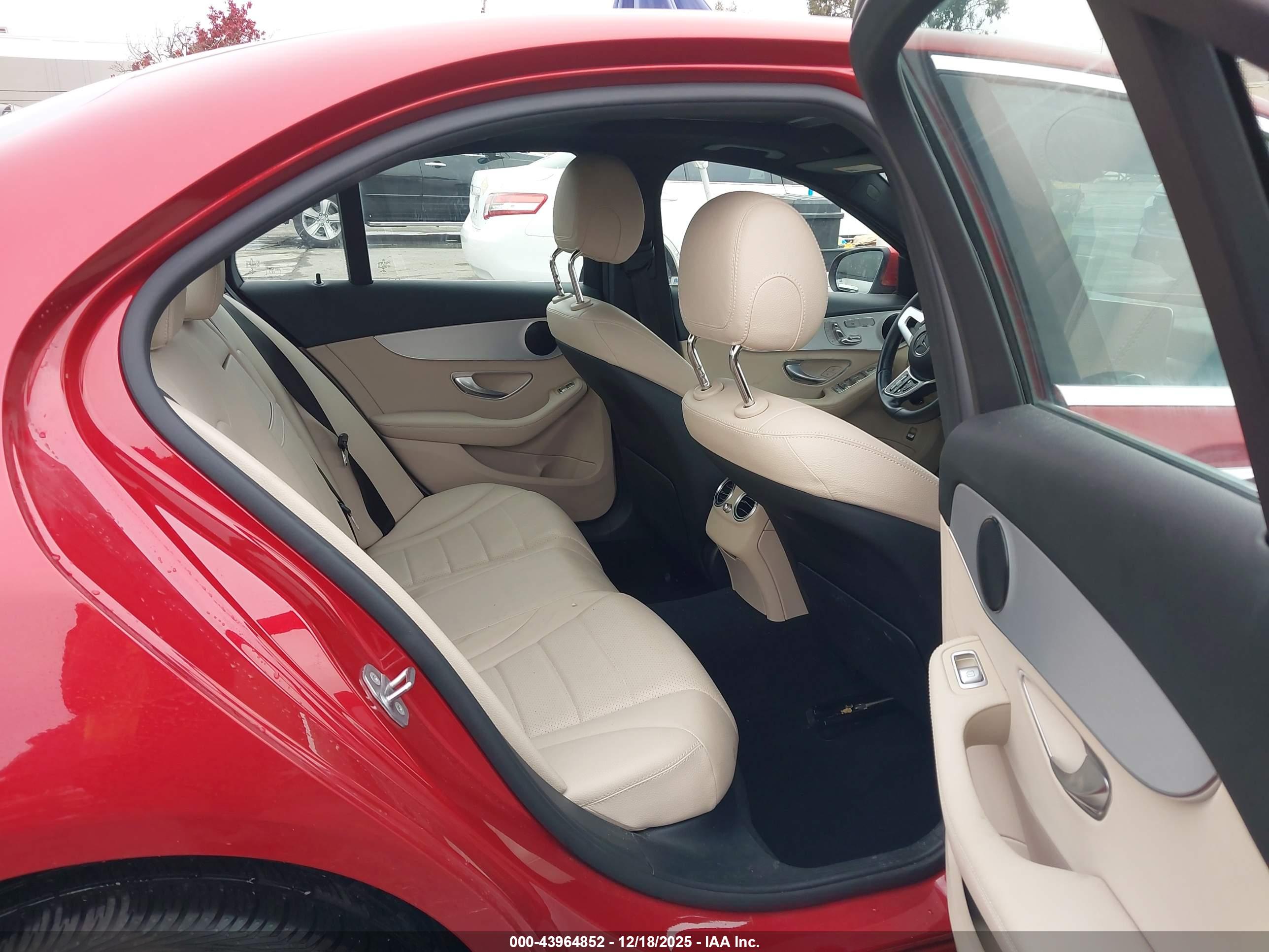 MERCEDES-BENZ C image 8