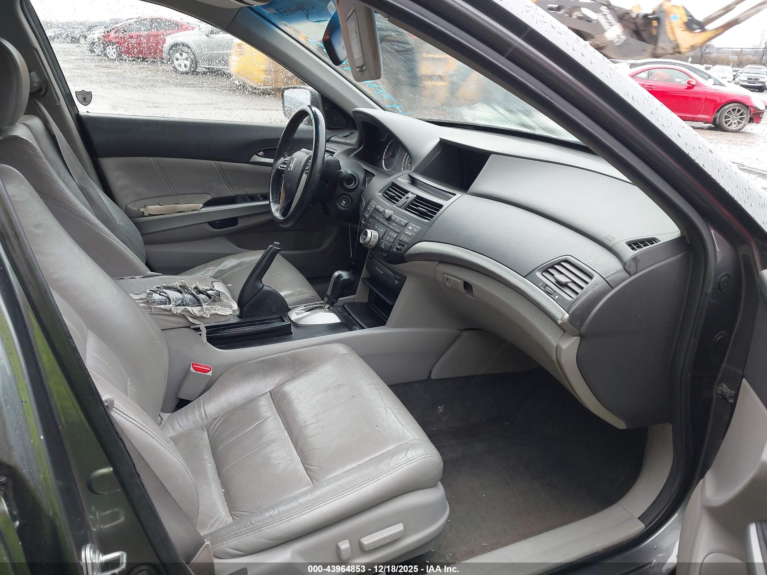 HONDA ACCORD image 5