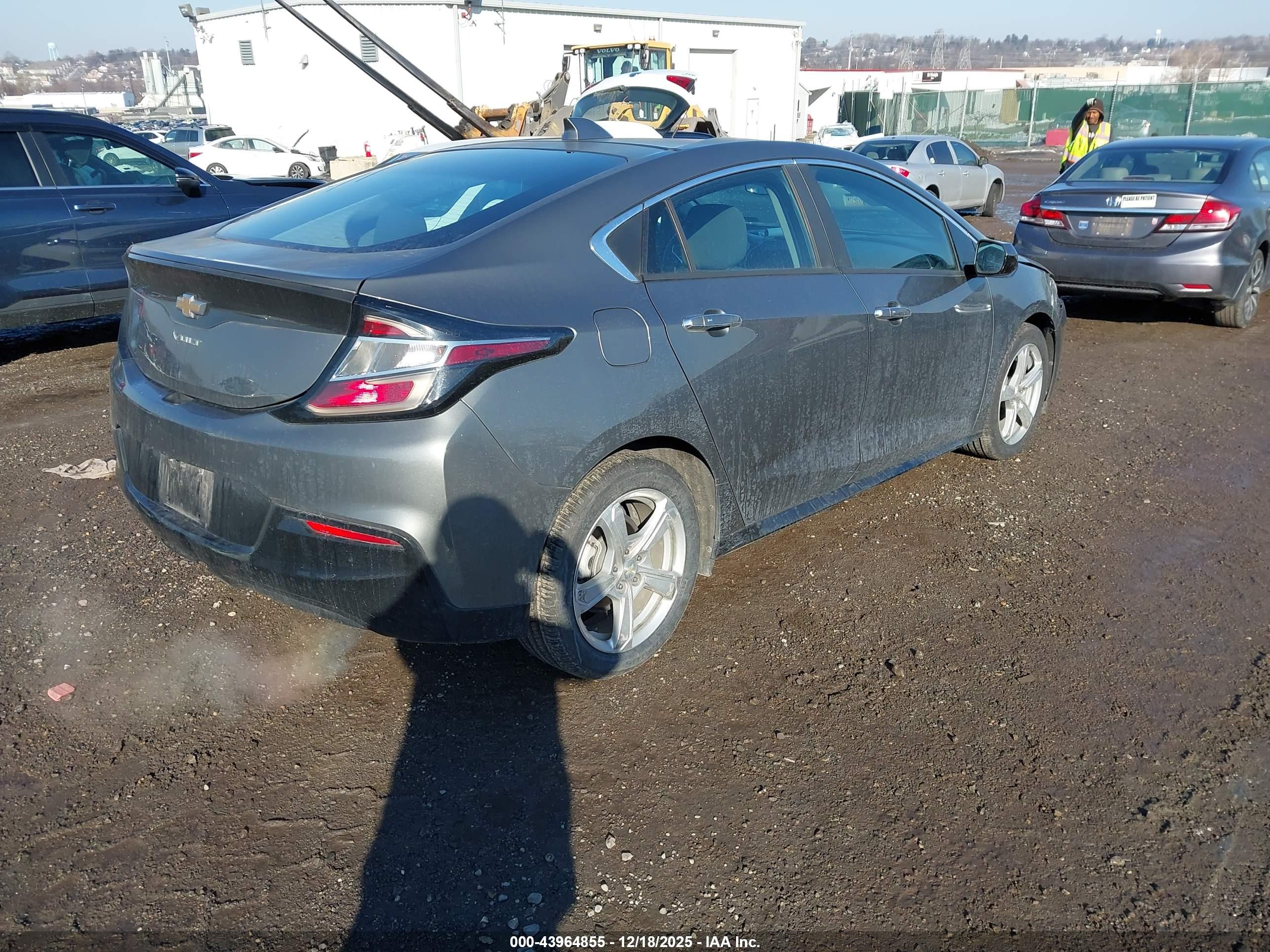 CHEVROLET VOLT image 4
