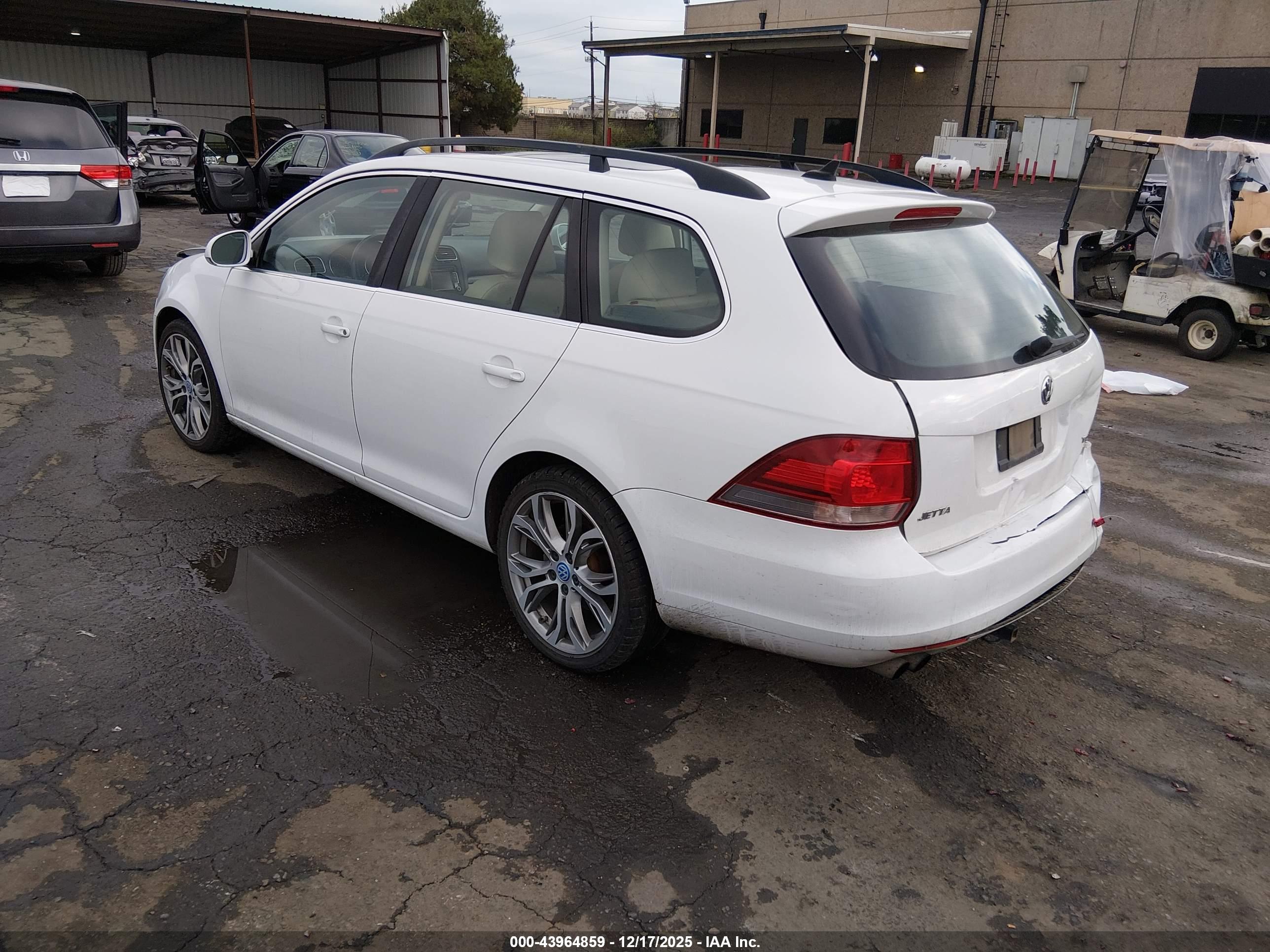 VOLKSWAGEN JETTA image 3