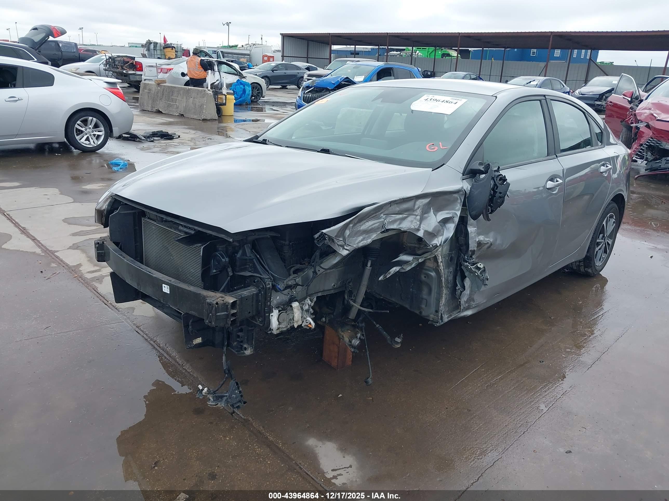 KIA FORTE image 2