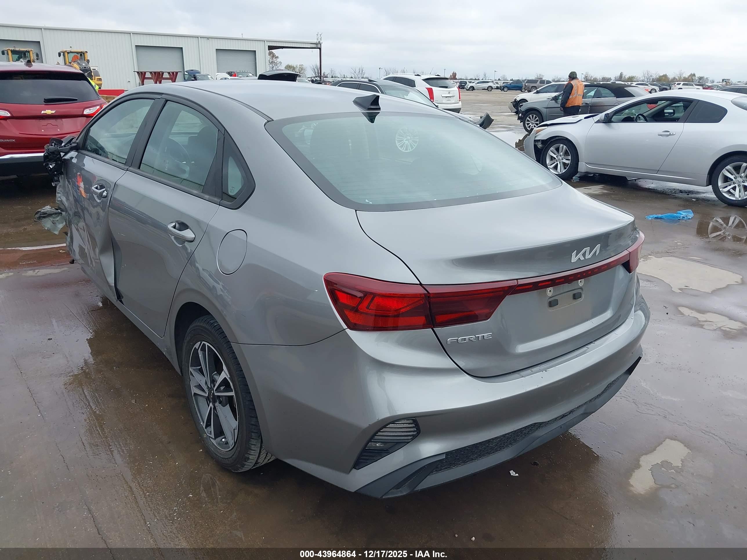 KIA FORTE image 3