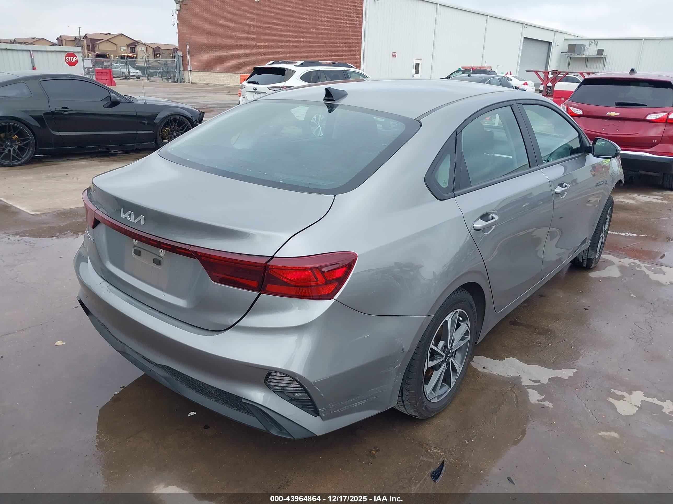 KIA FORTE image 4