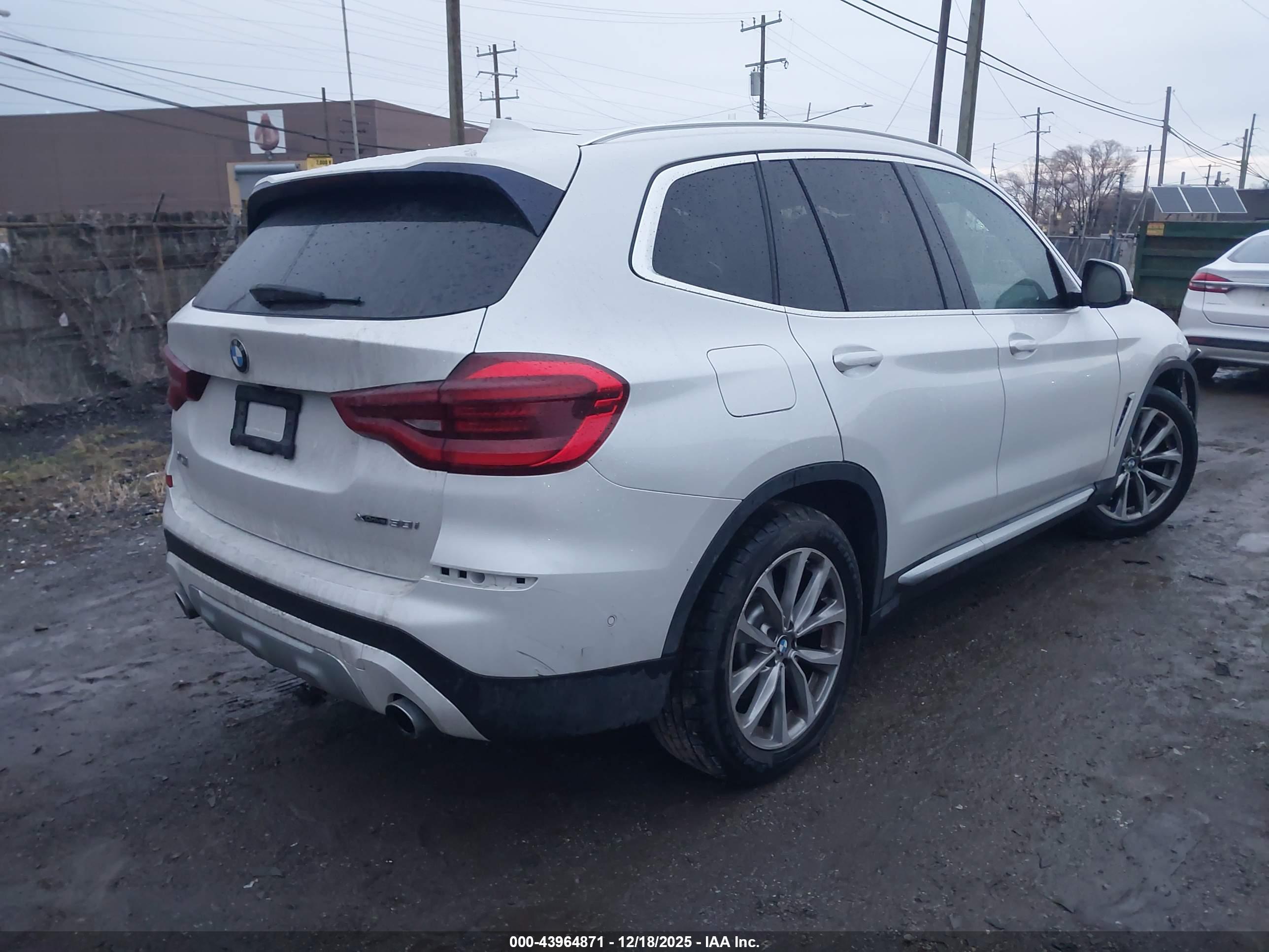 BMW X3 image 4