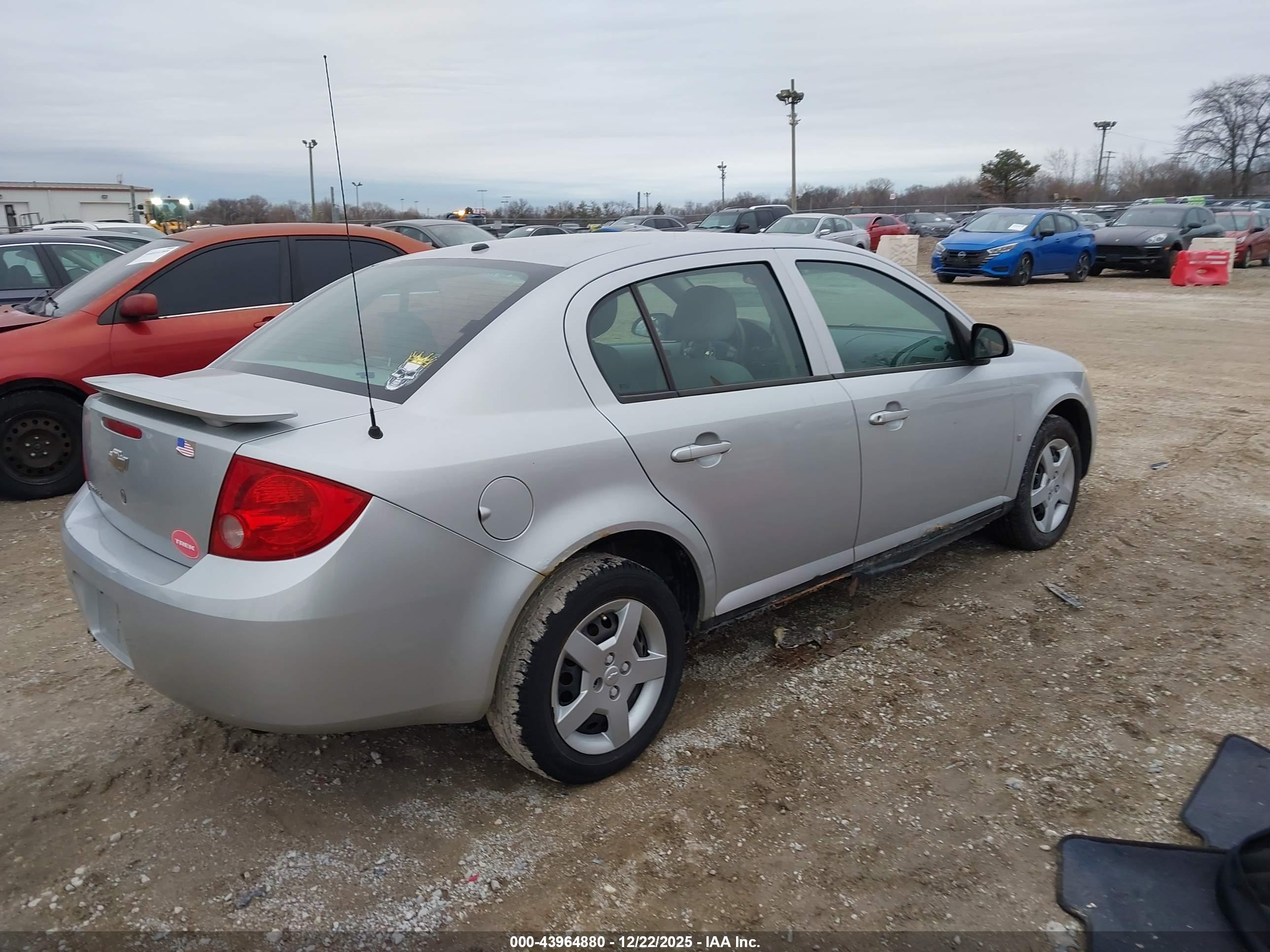 CHEVROLET COBALT image 4