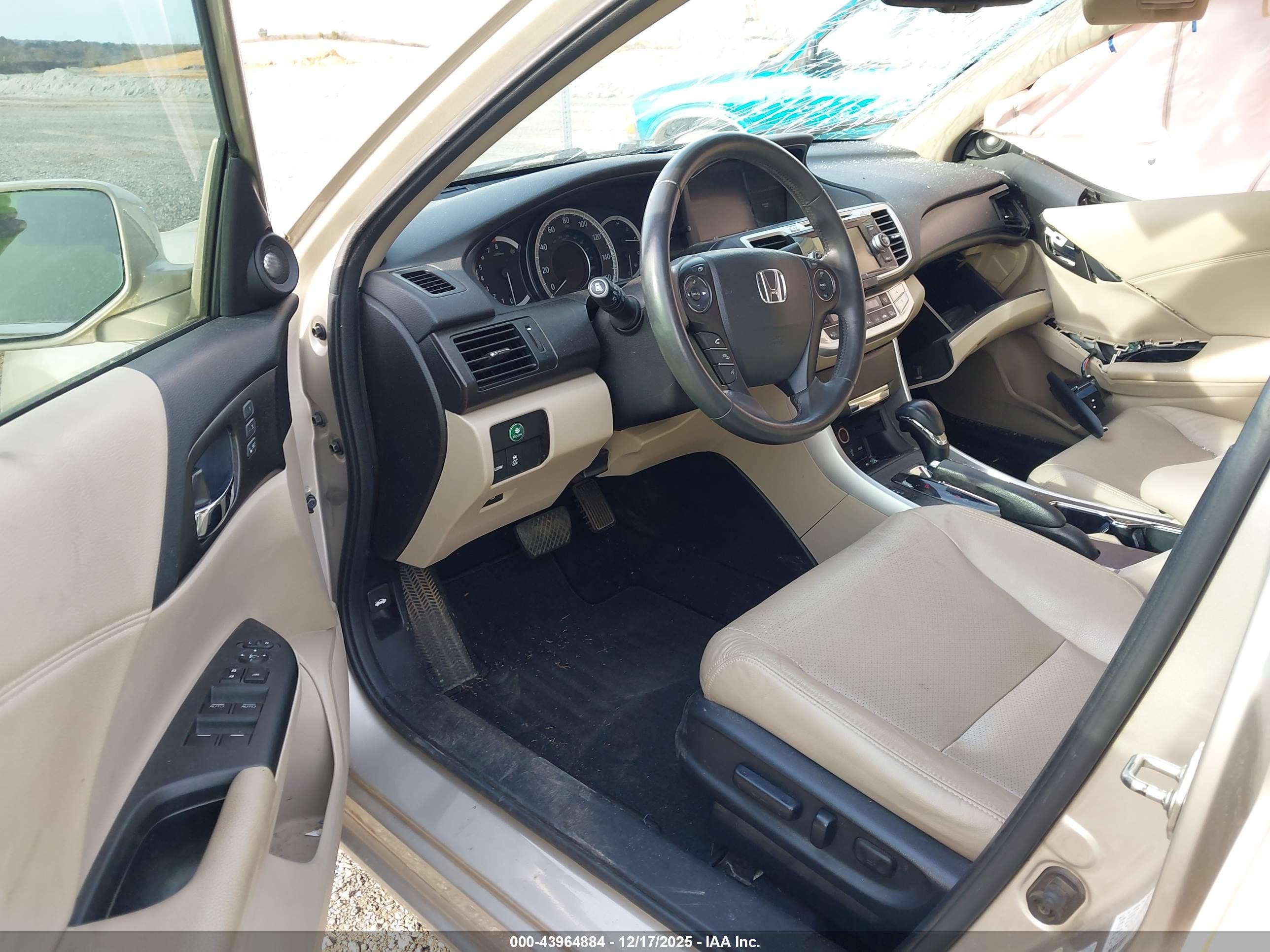 HONDA ACCORD image 5