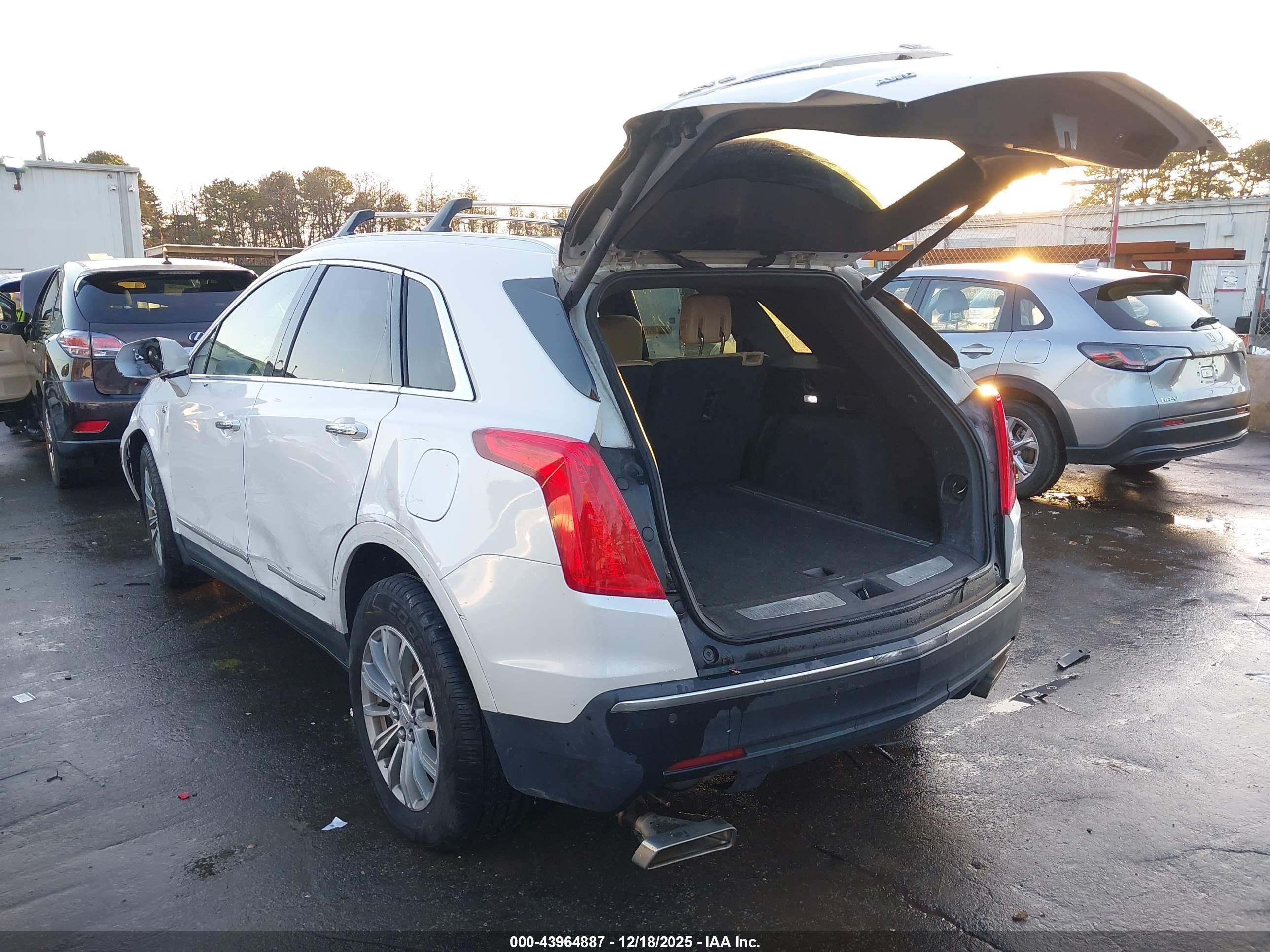 CADILLAC XT5 image 3