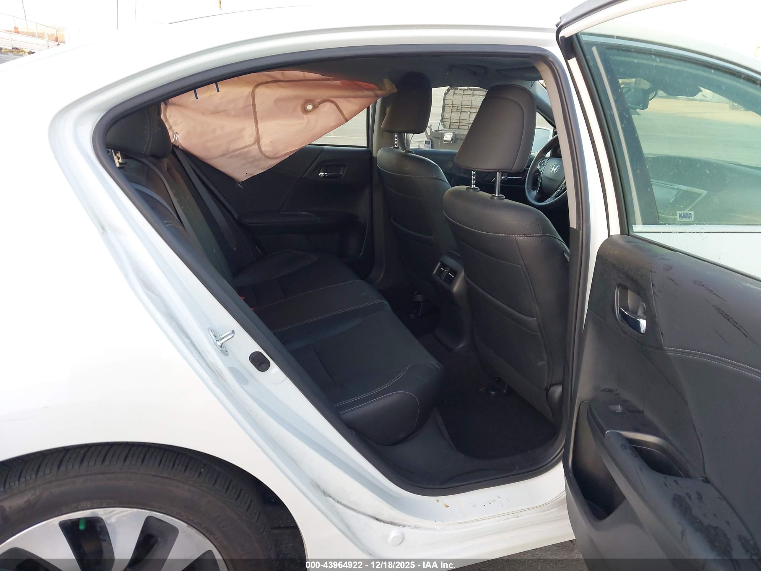 HONDA ACCORD image 8