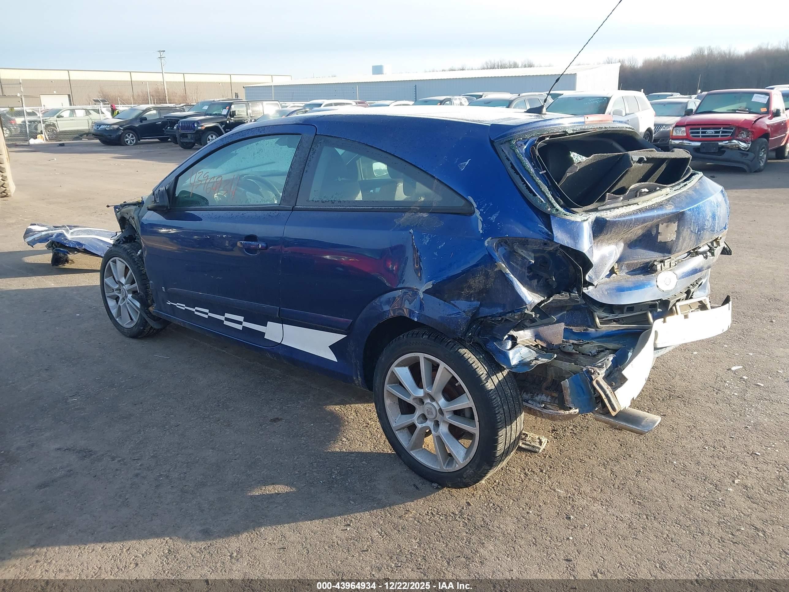 SATURN ASTRA image 3