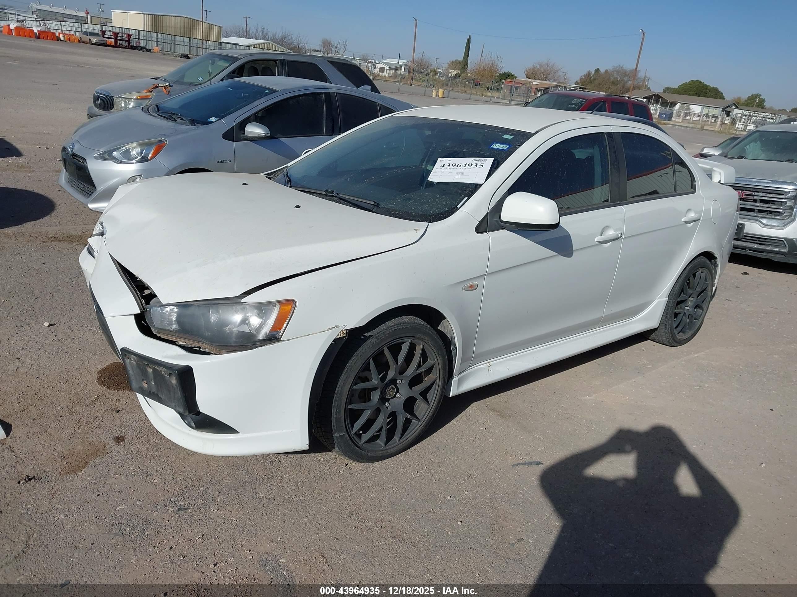 MITSUBISHI LANCER image 2