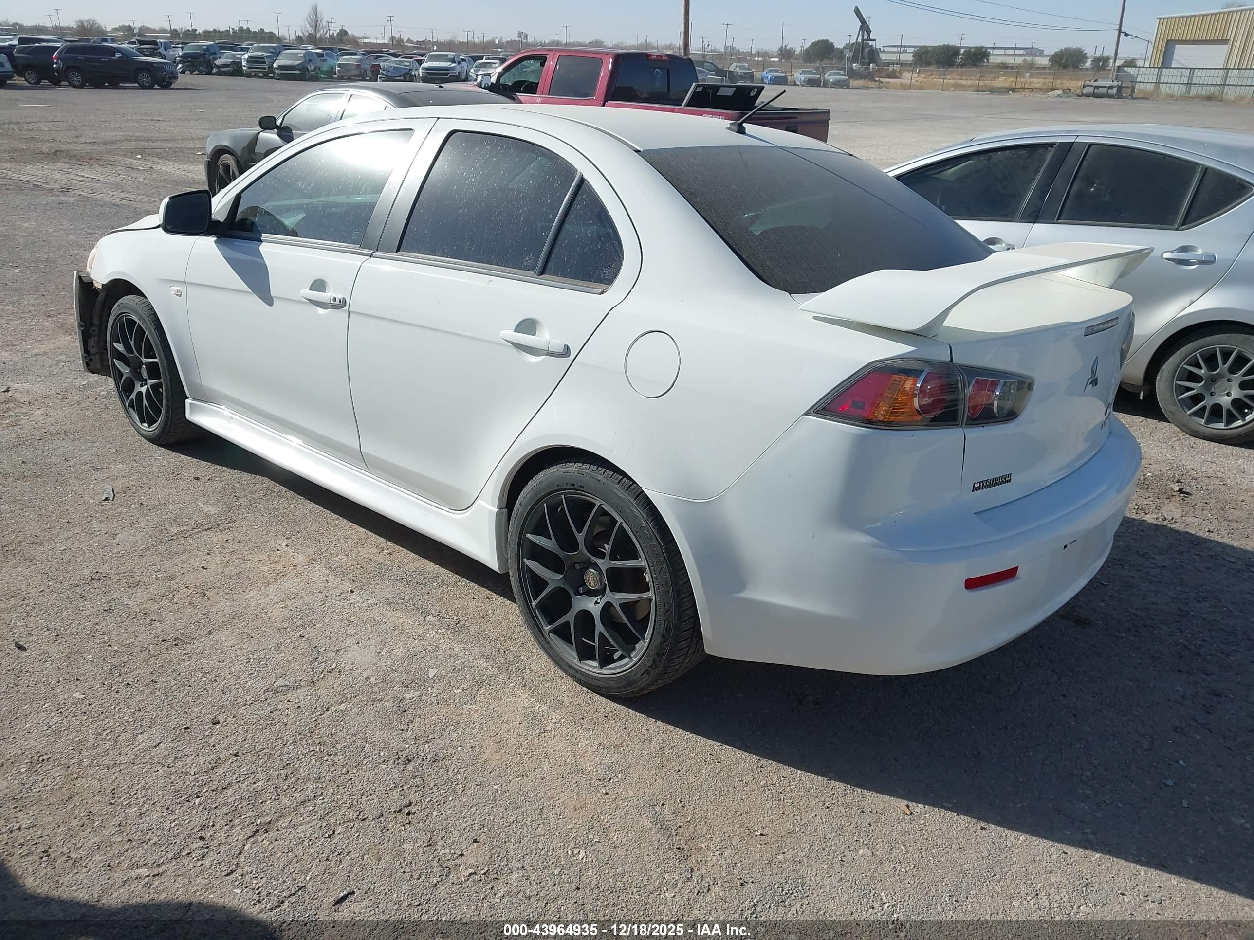 MITSUBISHI LANCER image 3
