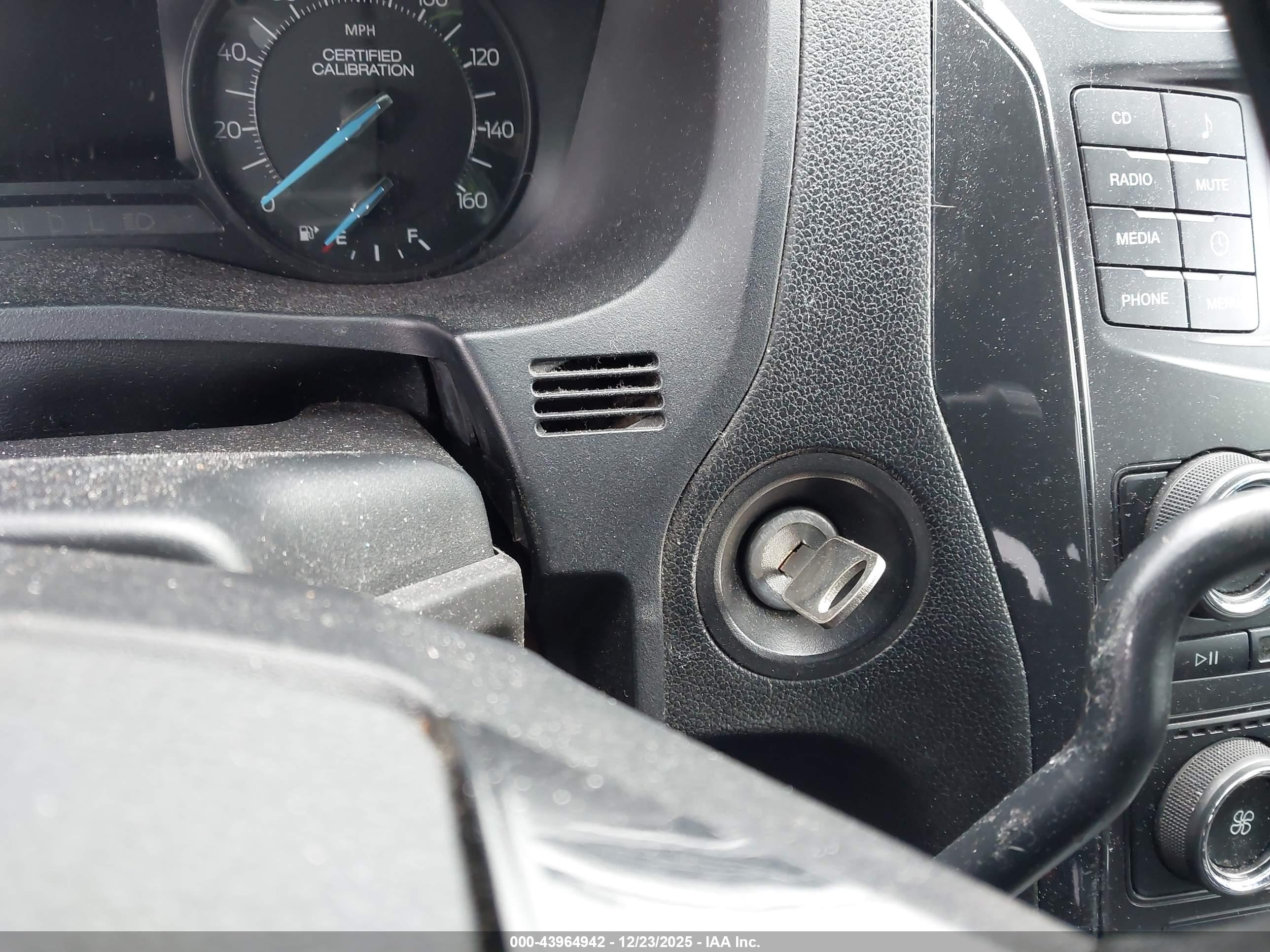 FORD UTILITY image 11