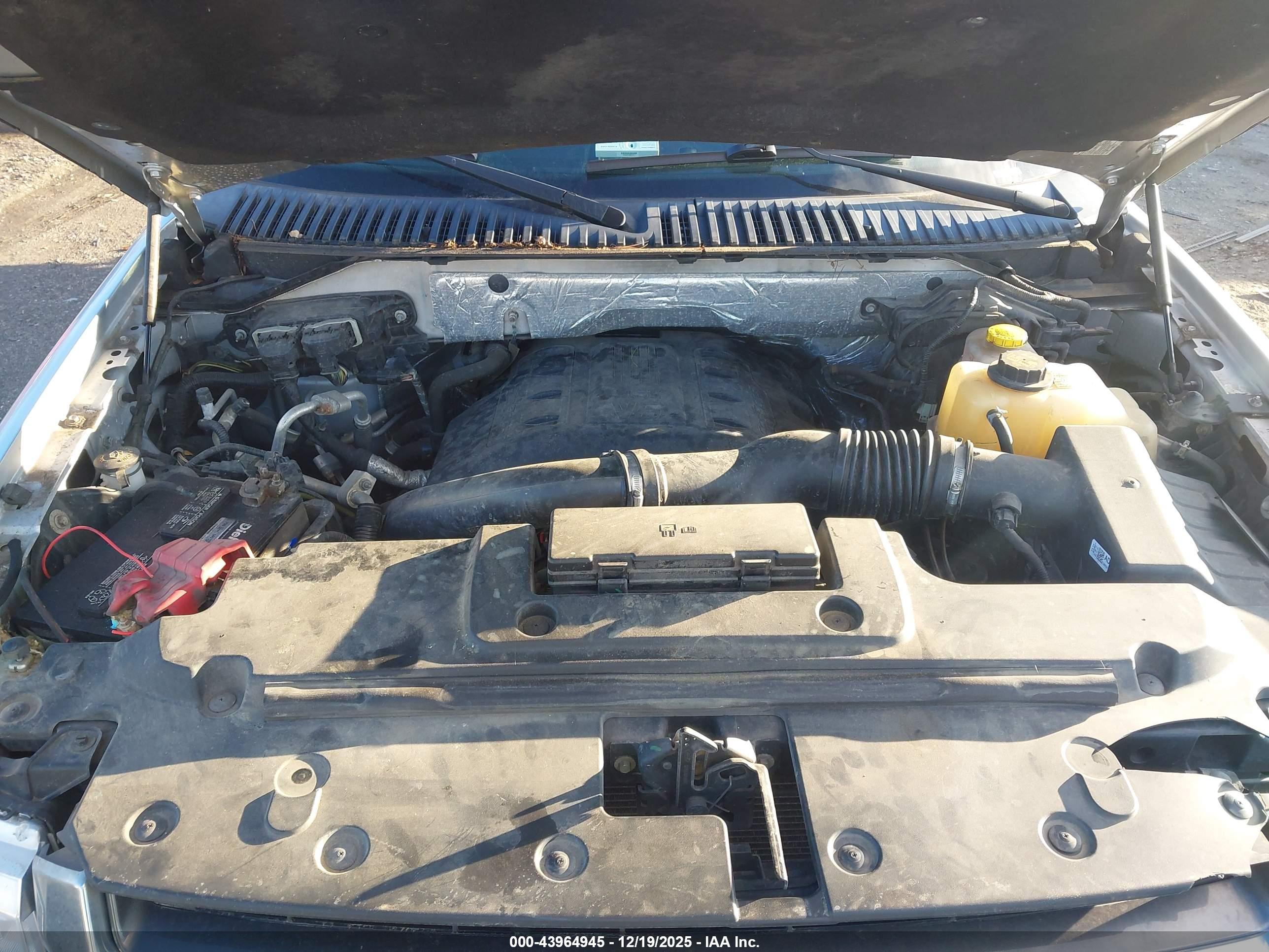 FORD EXPEDITION image 10