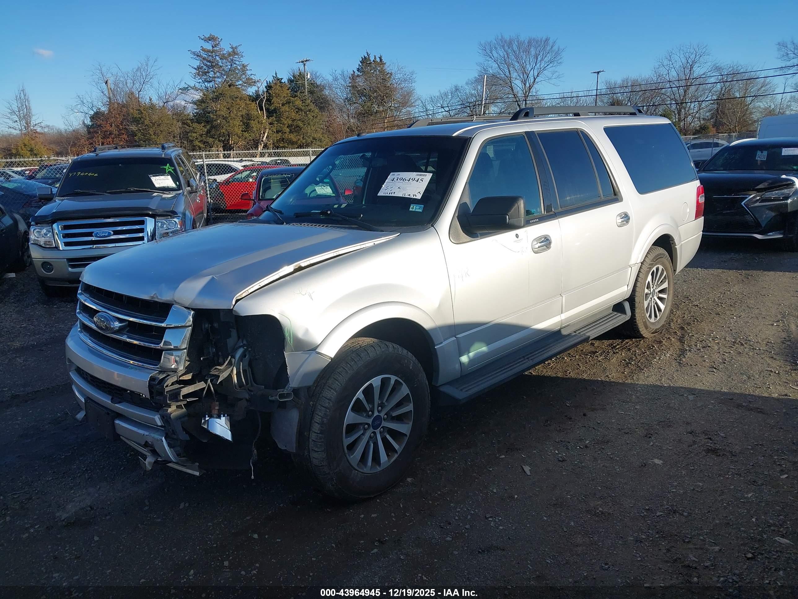 FORD EXPEDITION image 2