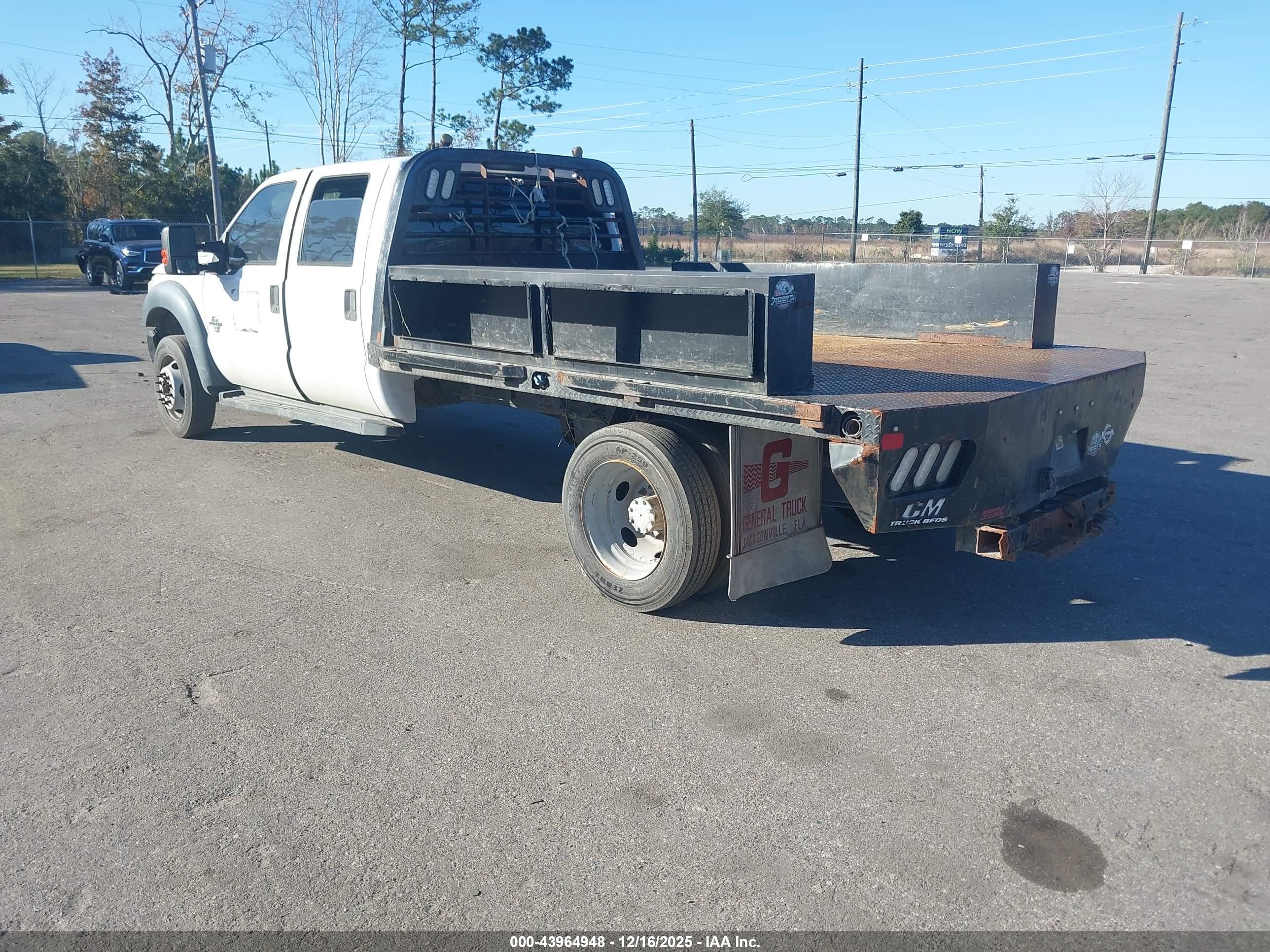 FORD F-450 image 3