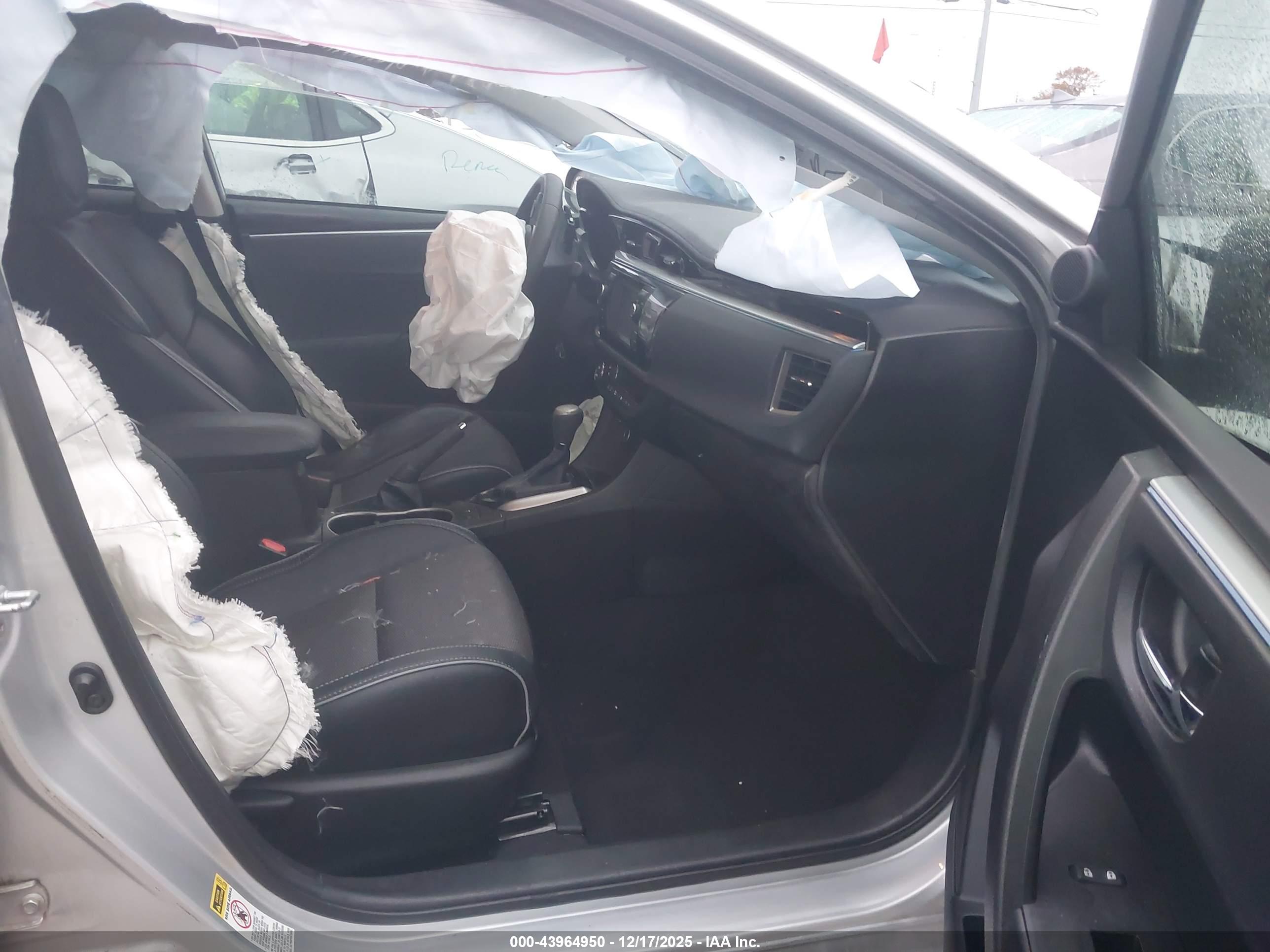 TOYOTA COROLLA image 5