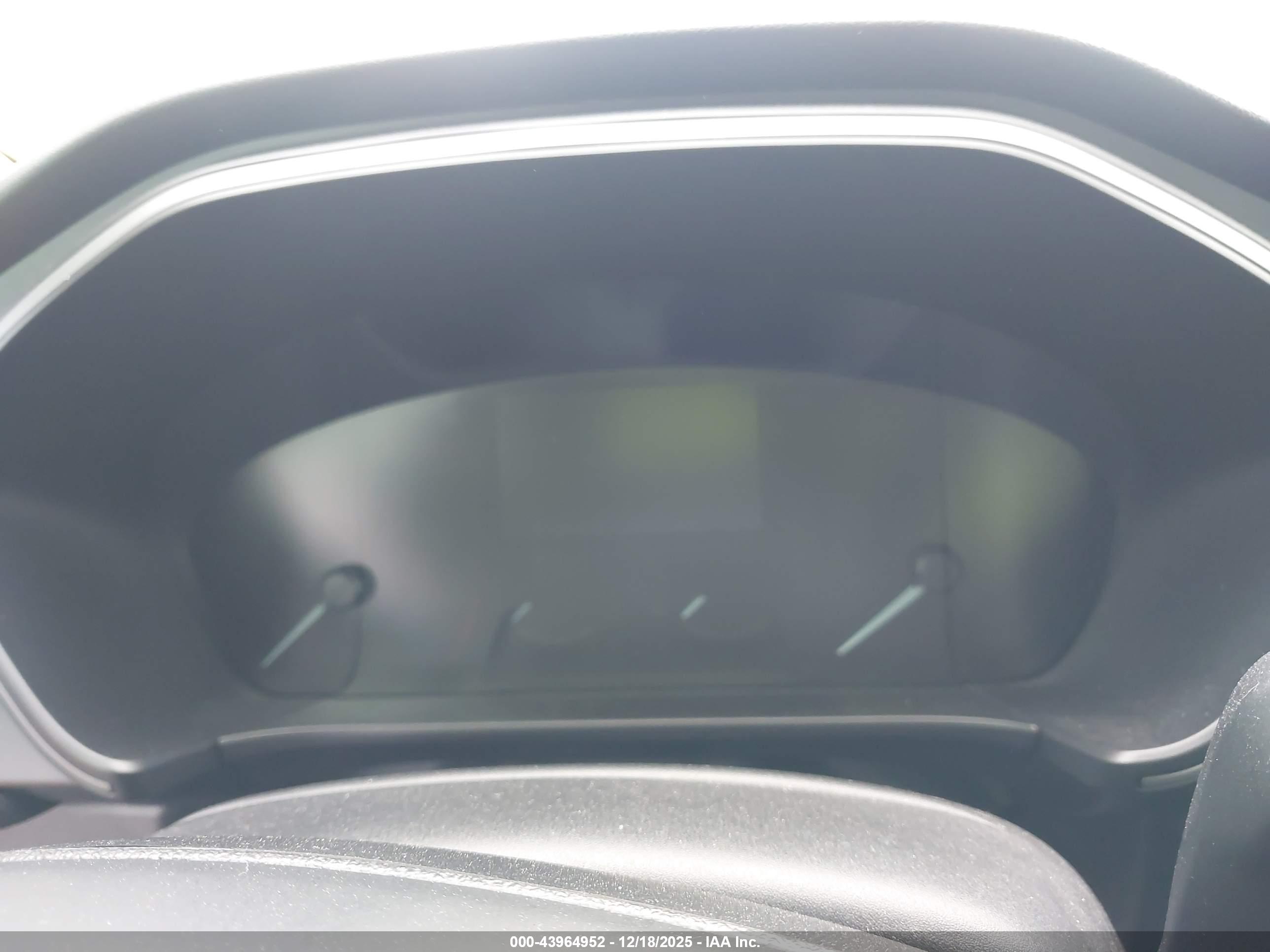 FORD ESCAPE image 7
