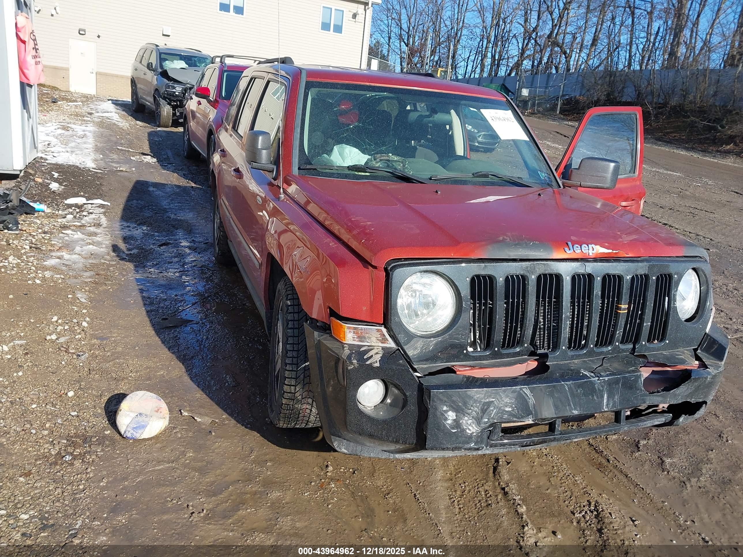 JEEP PATRIOT image 6