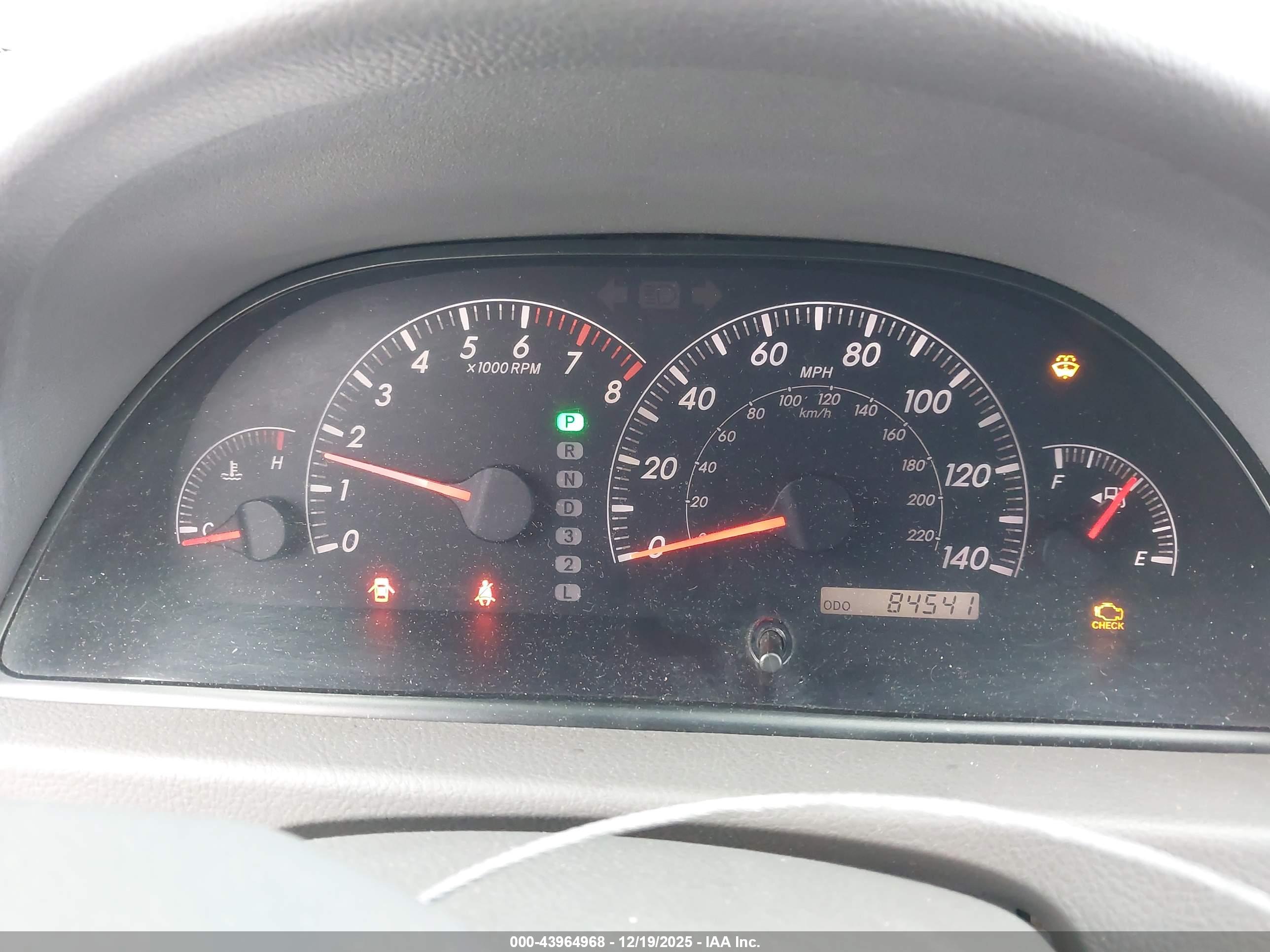TOYOTA CAMRY image 7