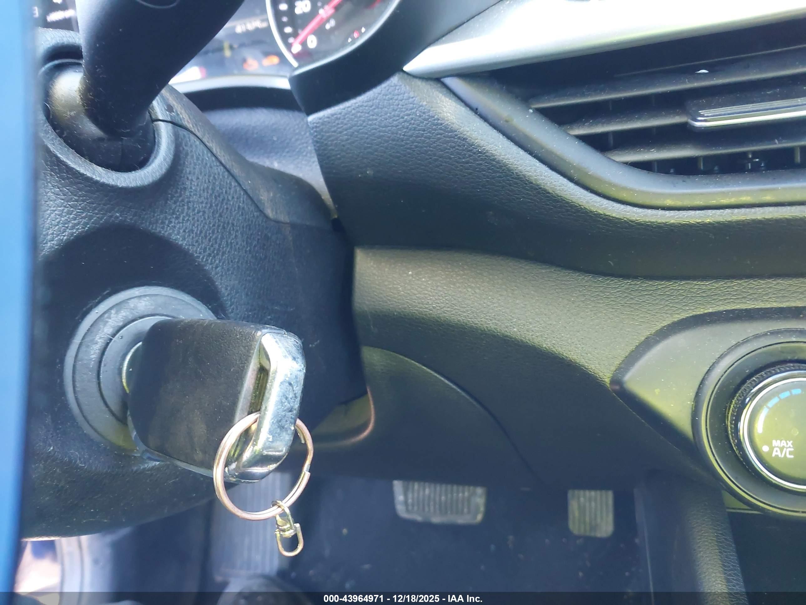 KIA FORTE image 11