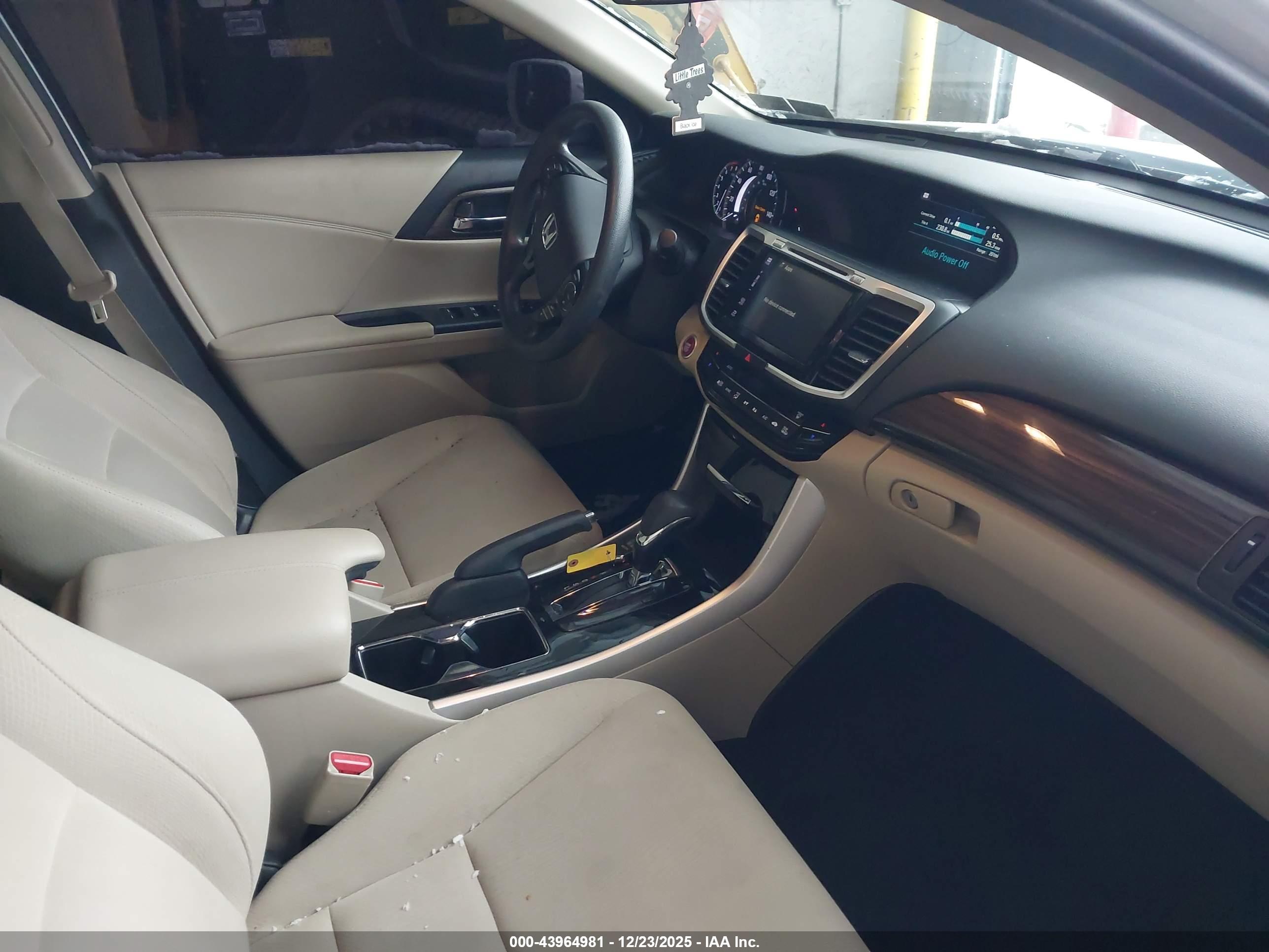 HONDA ACCORD image 5
