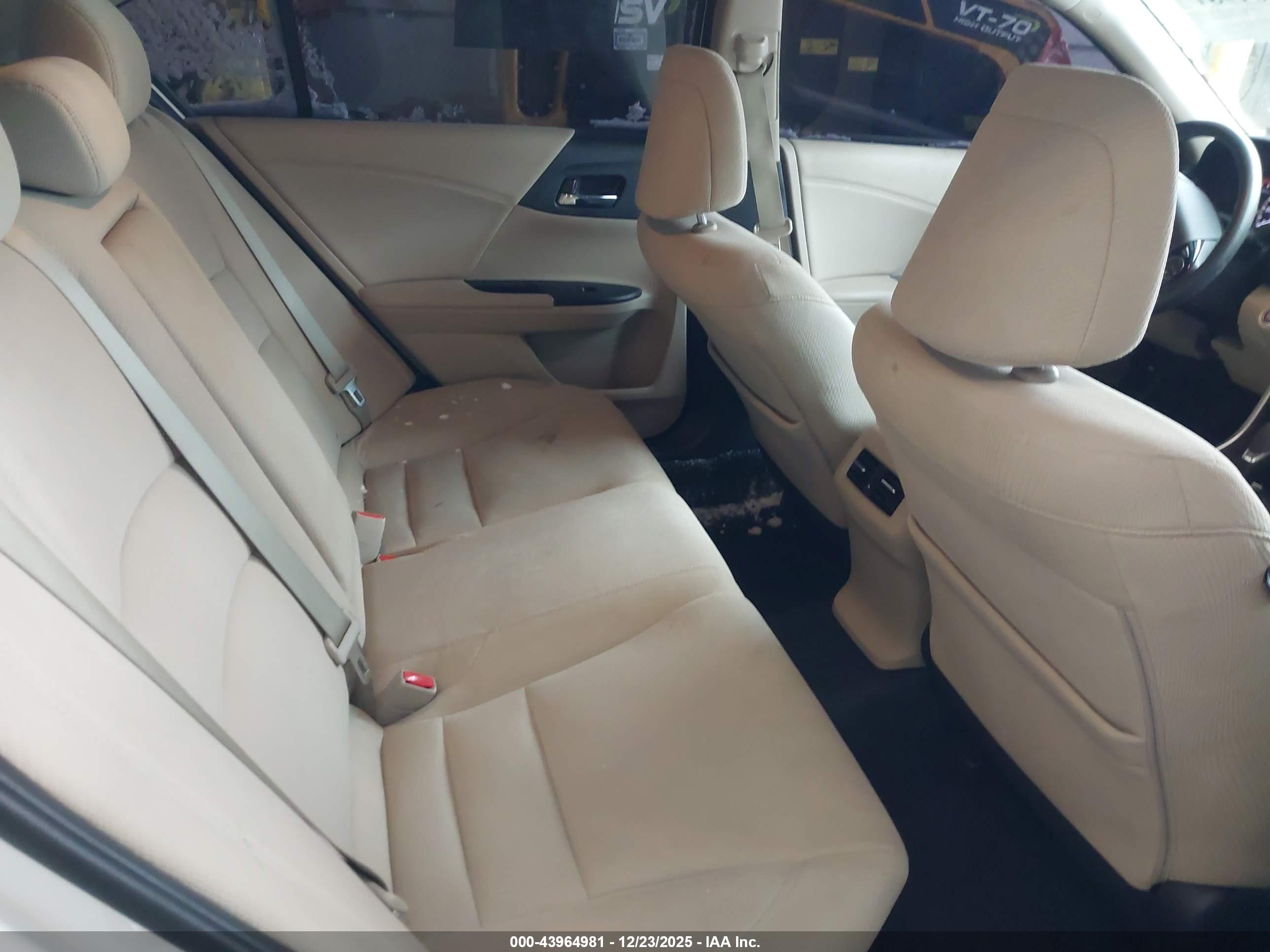HONDA ACCORD image 8