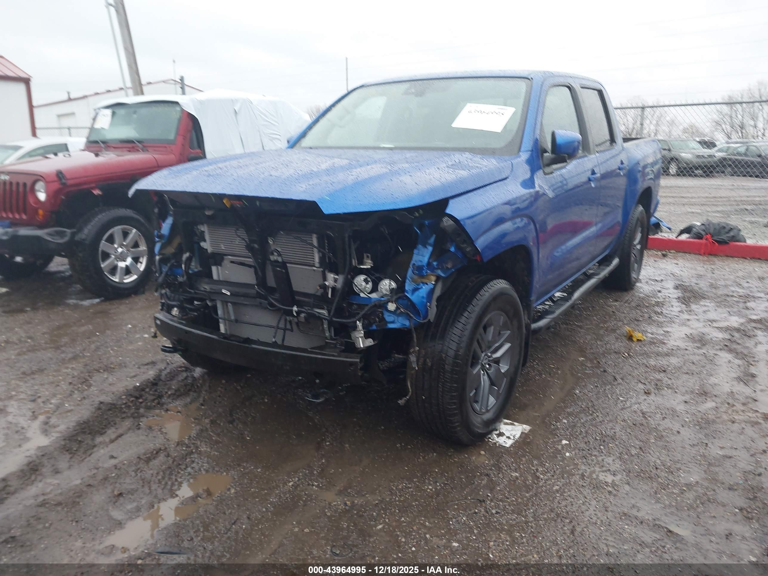 NISSAN FRONTIER image 2